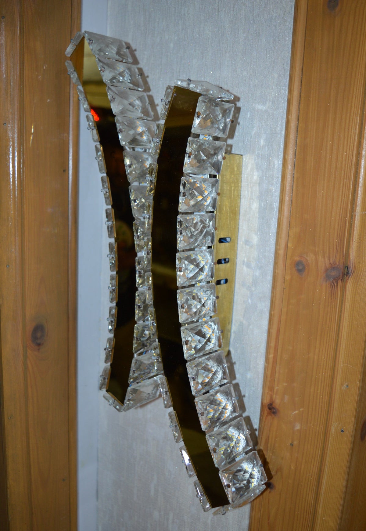 Aurora Luxe Crystal Wall Light