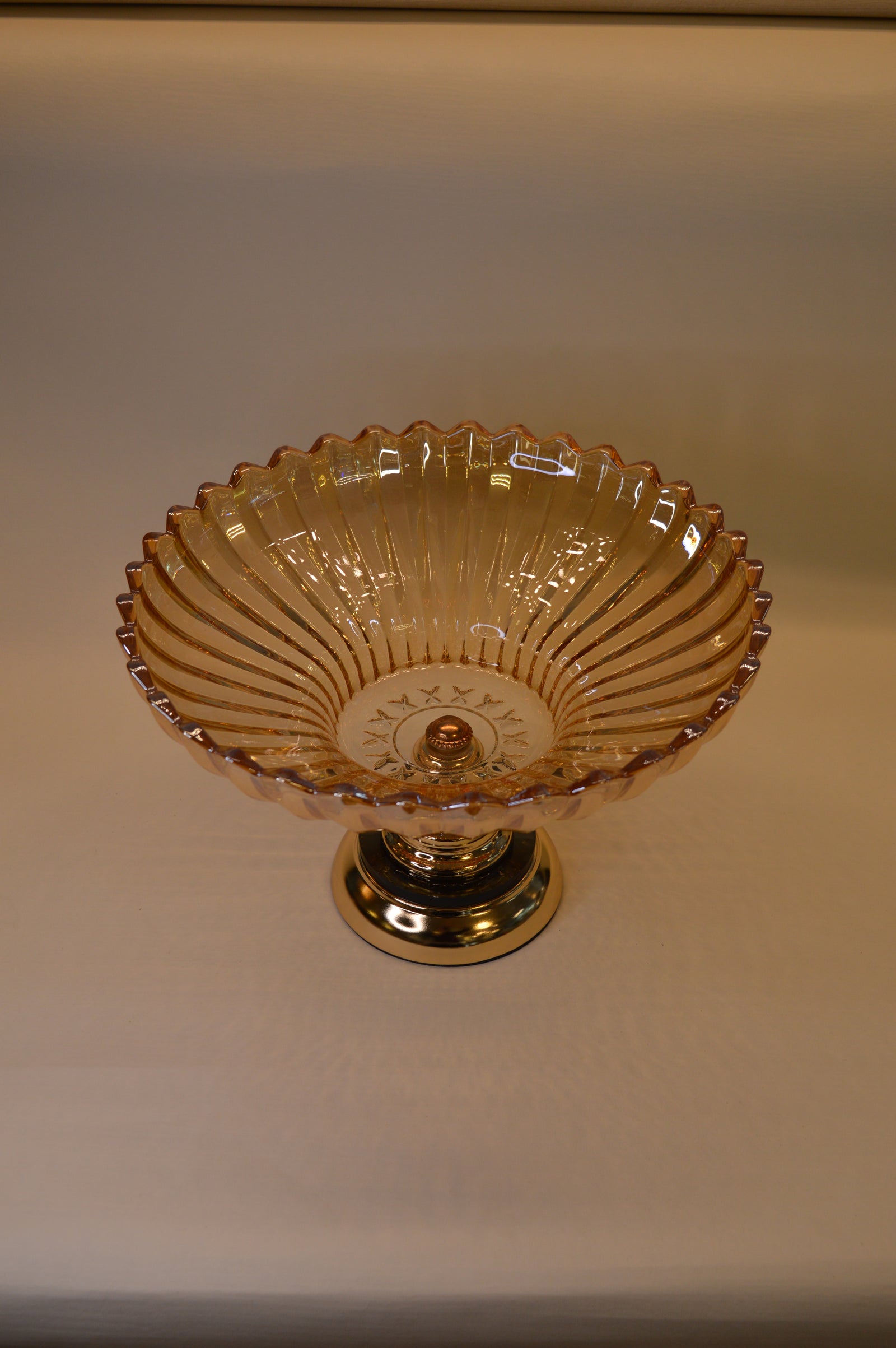 Revolving Crystal Bowl Stand for Fruits Vegetables Baskets Creative Fruit Dish Basket Luxurious Fruit Basket/Bowl