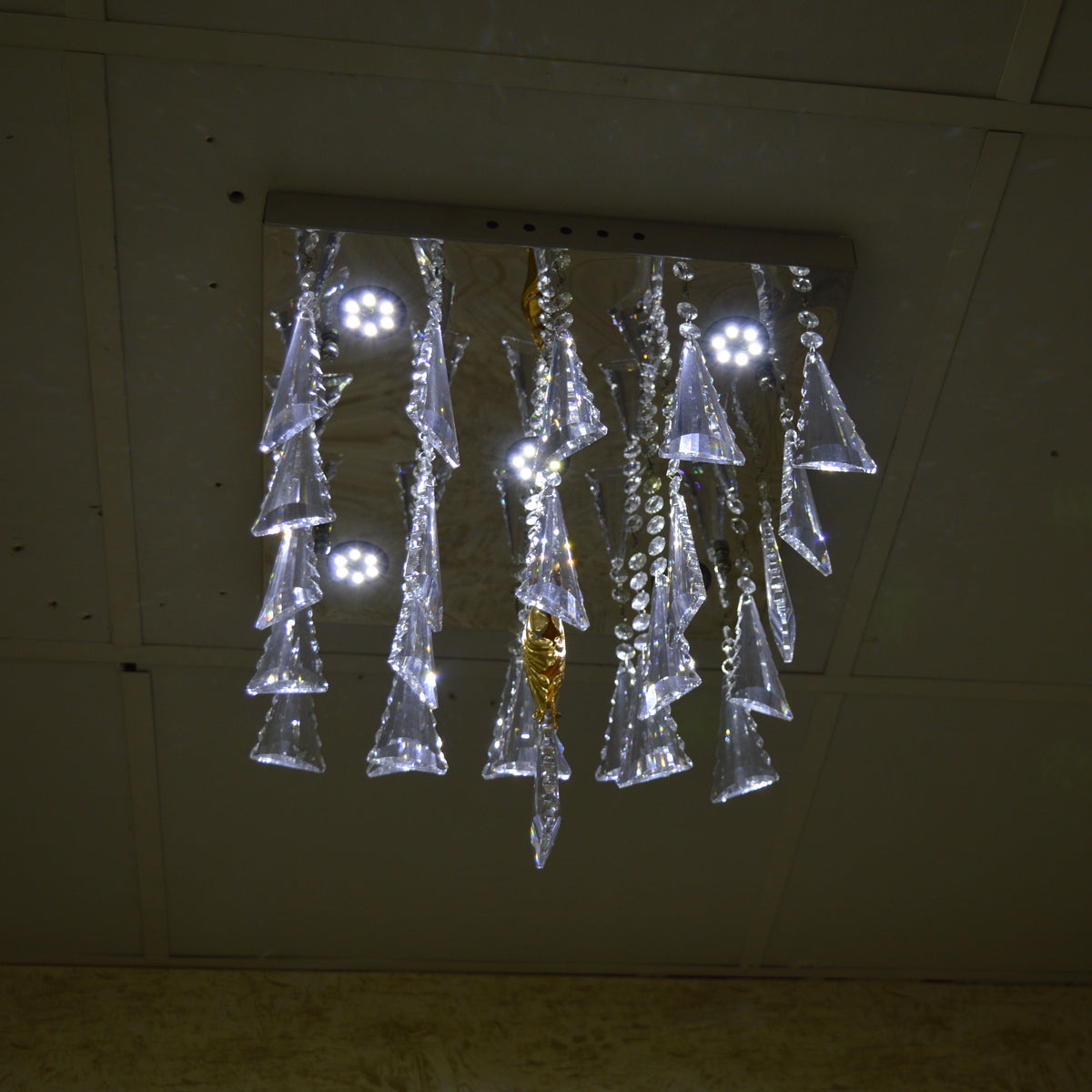 Luxury Crystal LED Flush Mount Ceiling Light – Modern Square Raindrop Chandelier