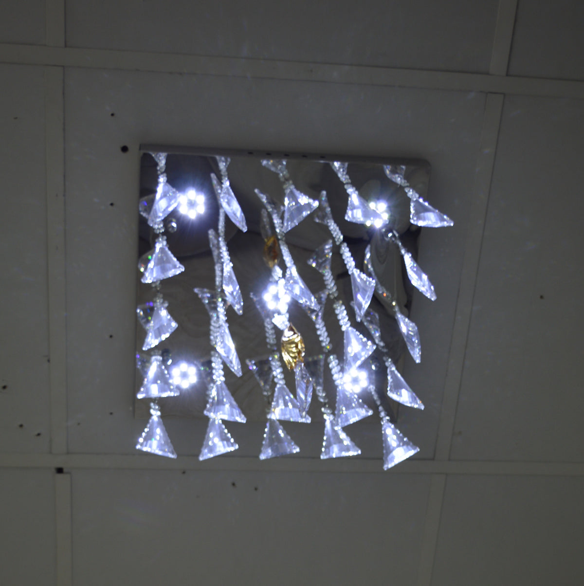 Luxury Crystal LED Flush Mount Ceiling Light – Modern Square Raindrop Chandelier