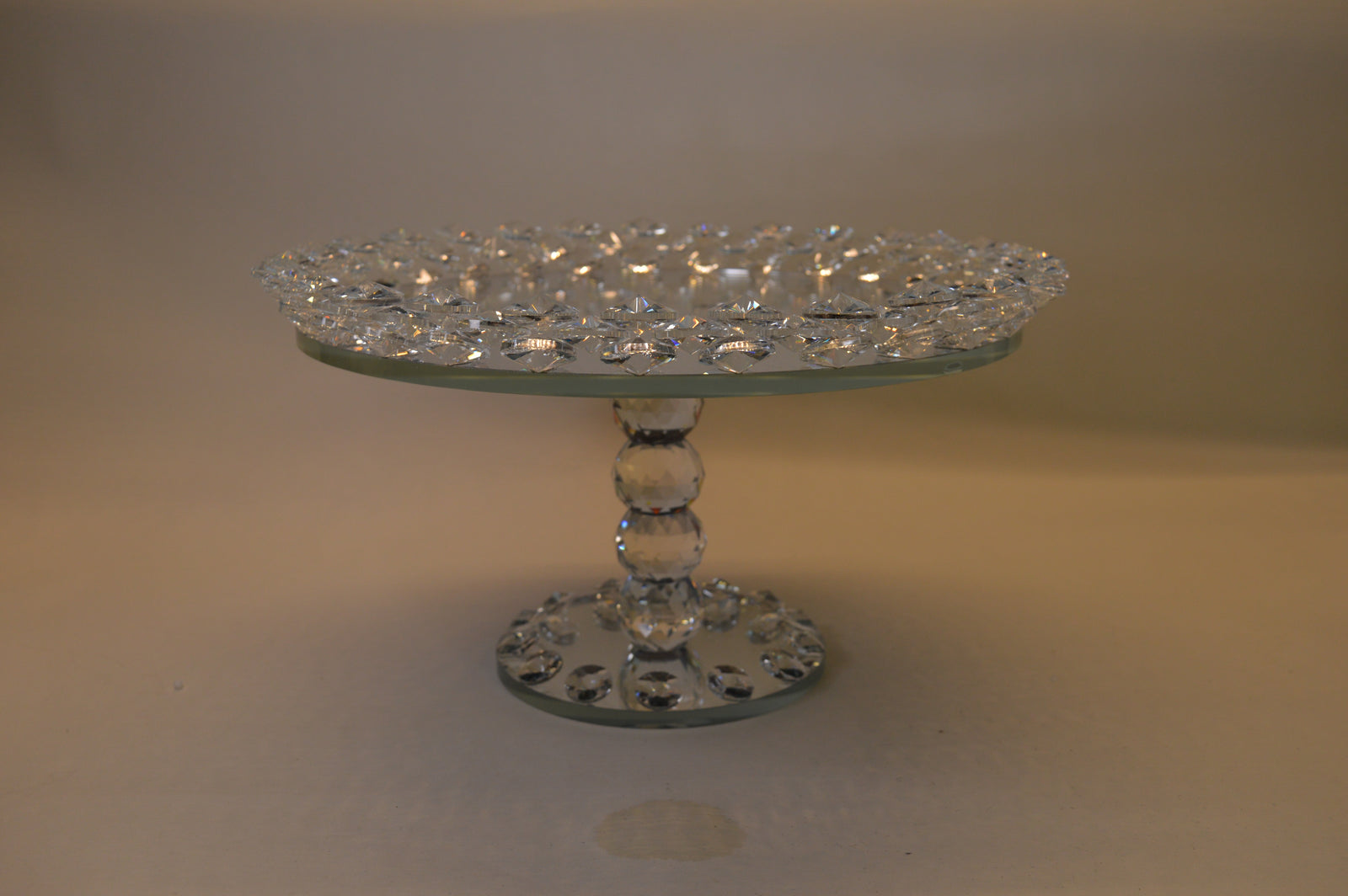 Revolving Crystal Bowl Stand for Fruits Vegetables Baskets Creative Fruit Dish Basket Luxurious Fruit Basket/Bowl