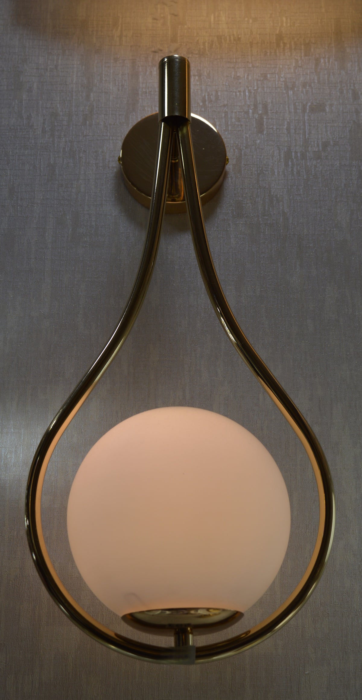 Aurora Loop Globe Wall Light – Luxury Gold Finish