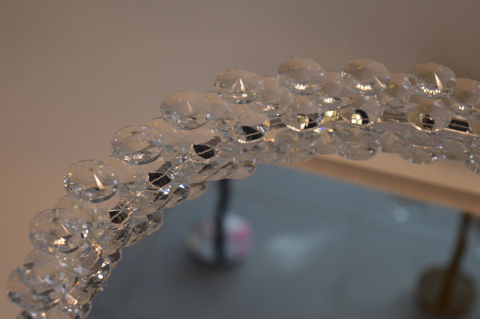 Revolving Crystal Bowl Stand for Fruits Vegetables Baskets Creative Fruit Dish Basket Luxurious Fruit Basket/Bowl