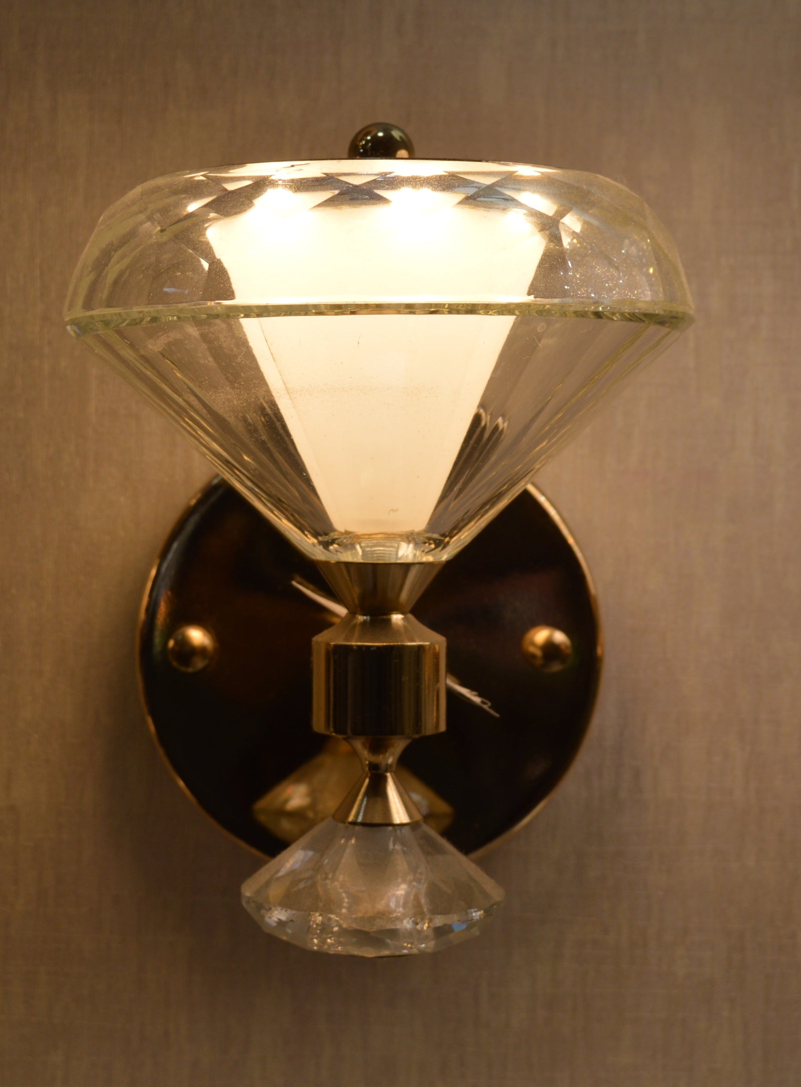 Crystal Cone Luxury Wall Light – Modern Decorative Sconce