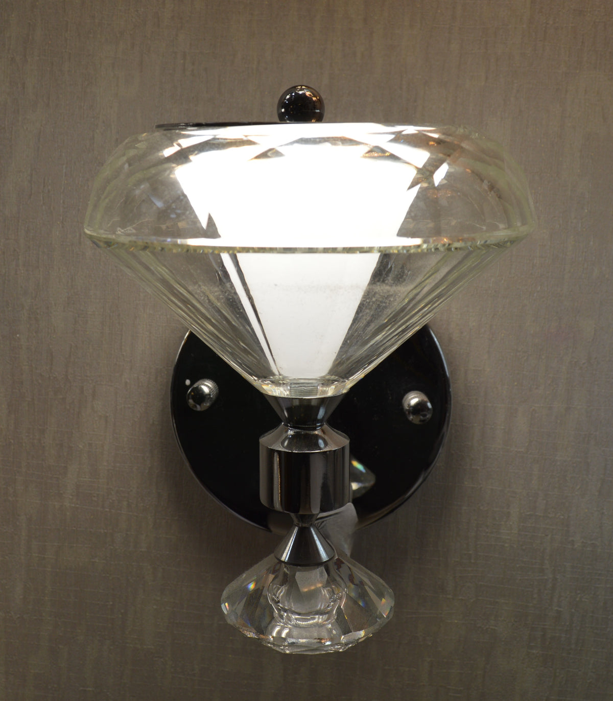 Crystal Cone Luxury Wall Light – Modern Decorative Sconce
