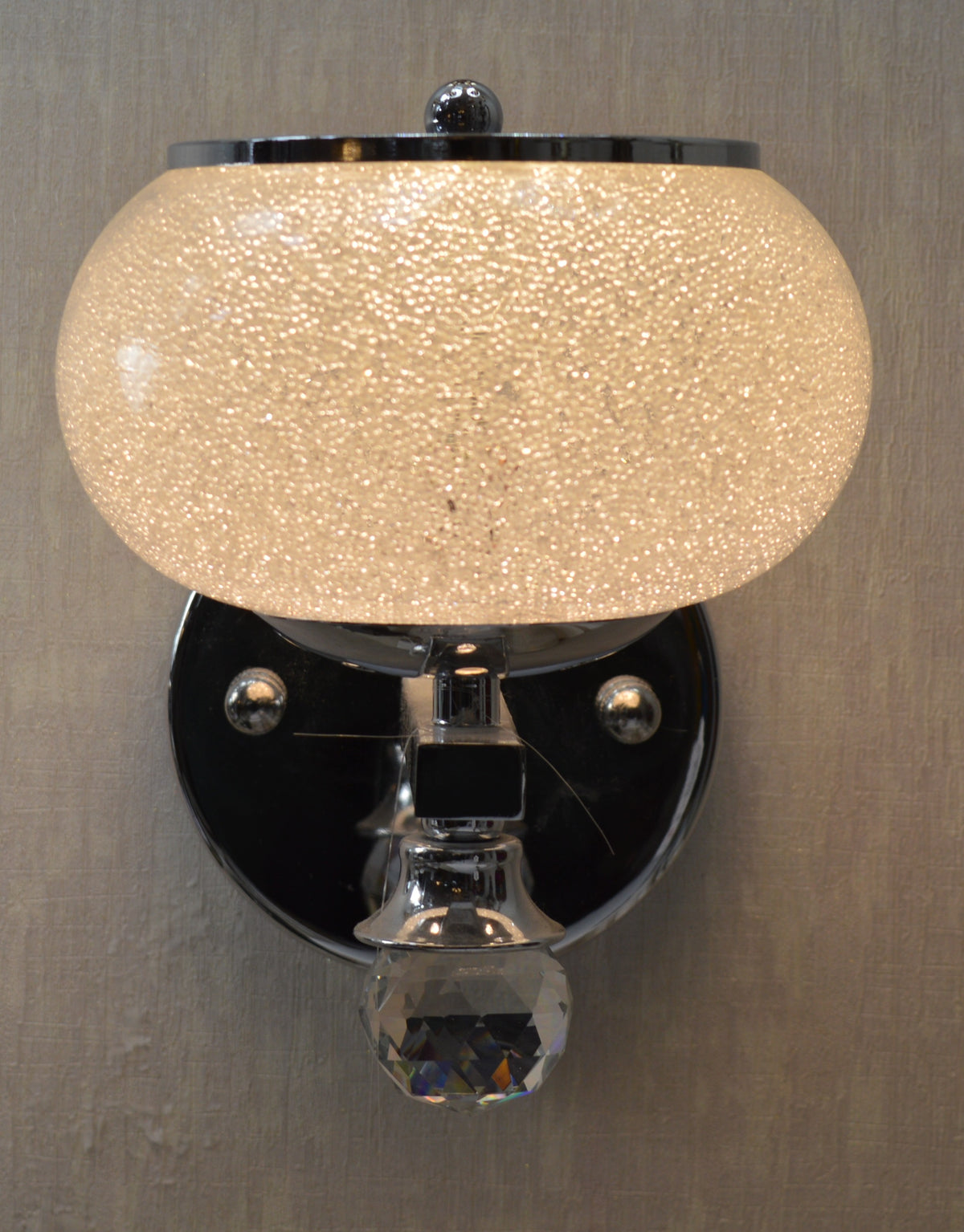 Crystal Glow Luxury Wall Light – Modern Decorative Sconce
