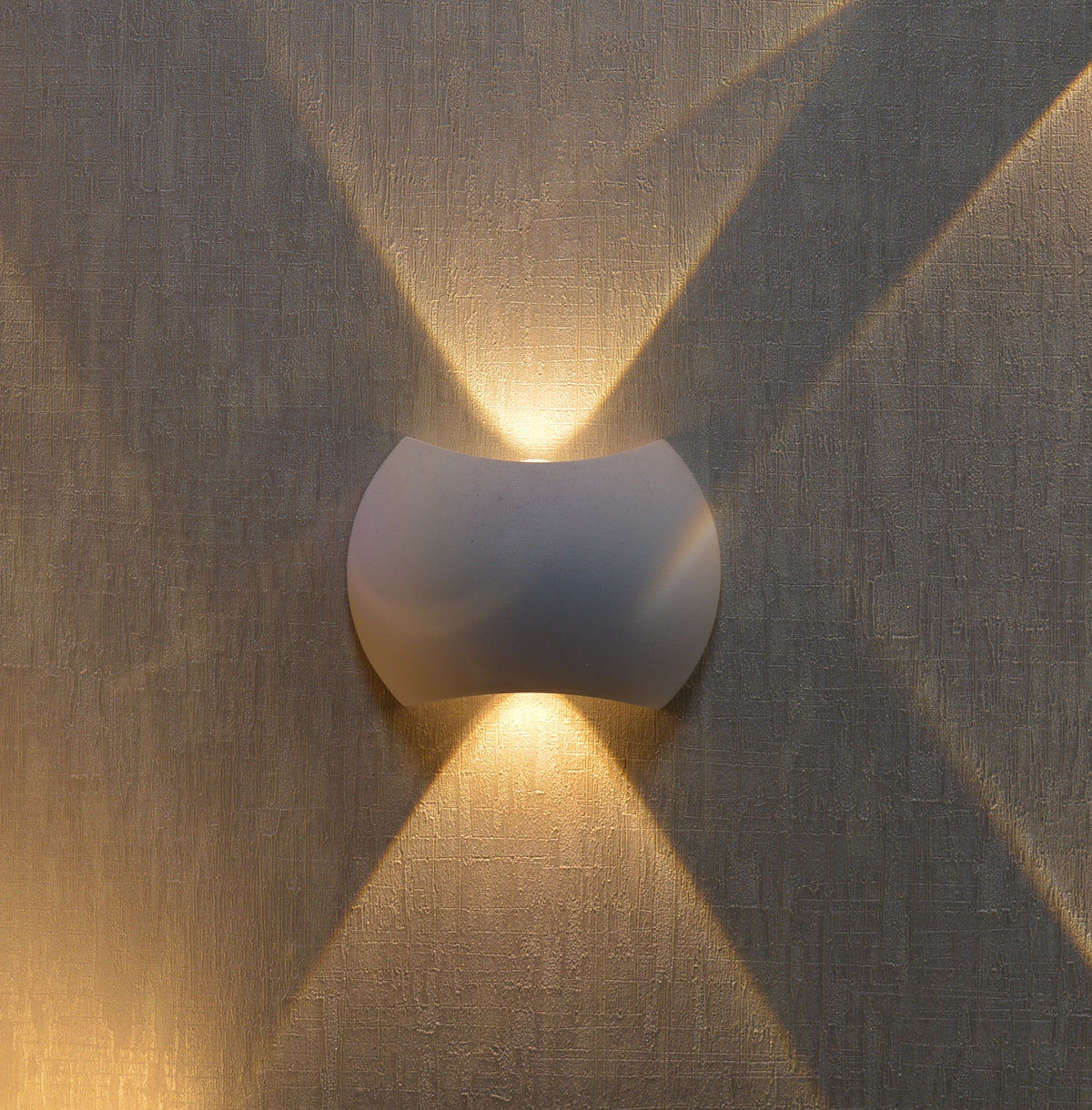 Modern Dual-Beam Up & Down Wall Light – Matte Edition