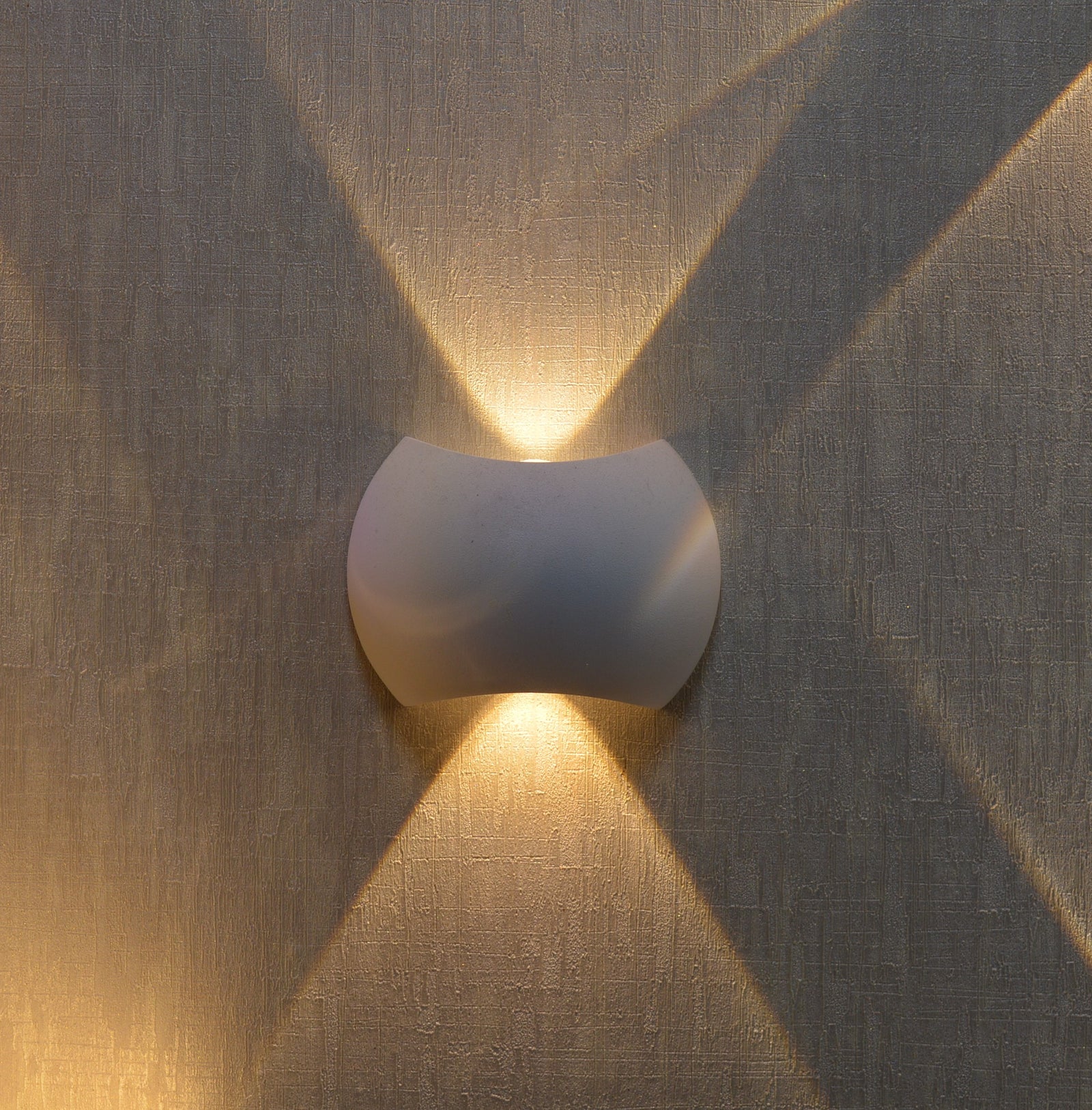 Modern Dual-Beam Up & Down Wall Light – Matte Edition