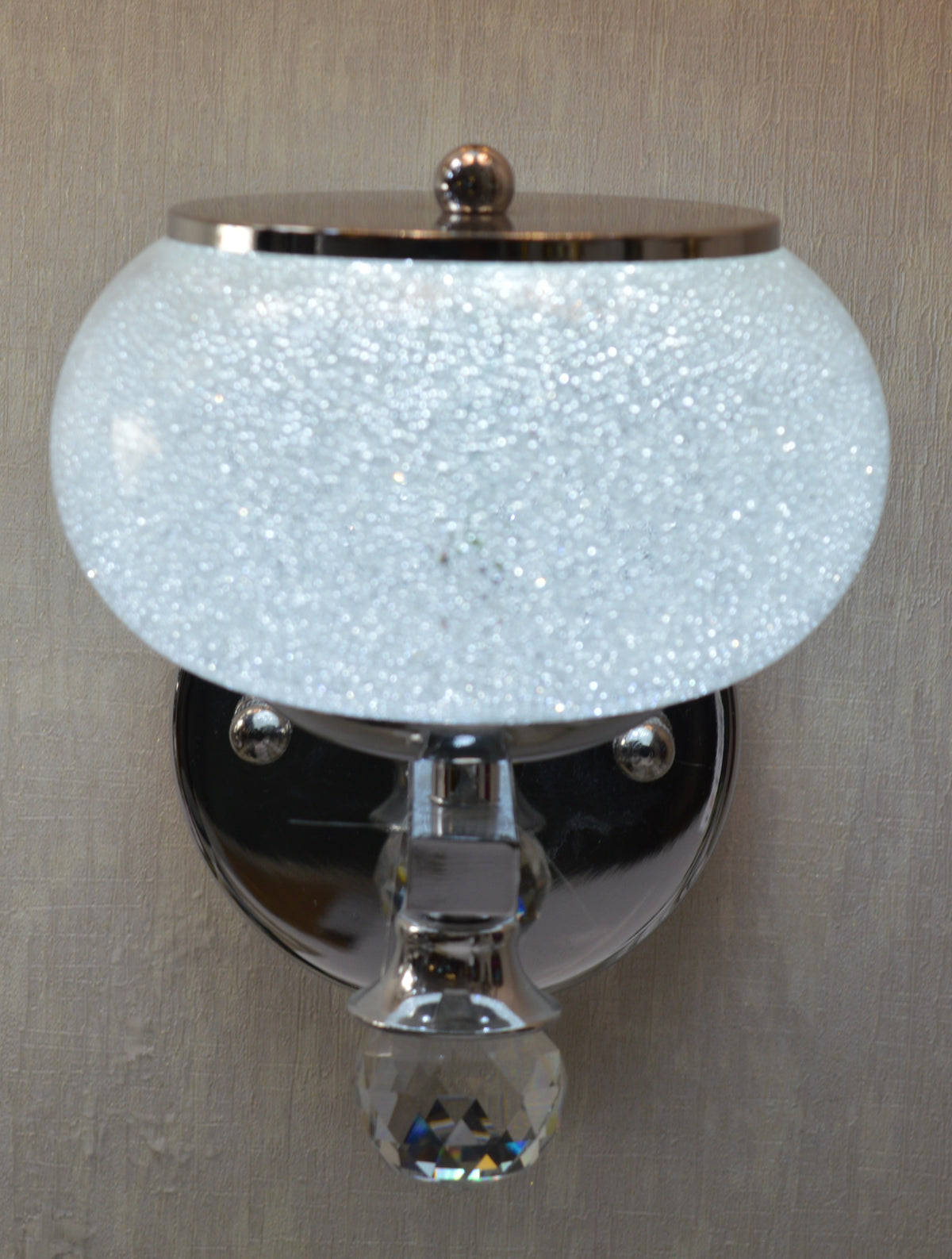 Crystal Glow Luxury Wall Light – Modern Decorative Sconce