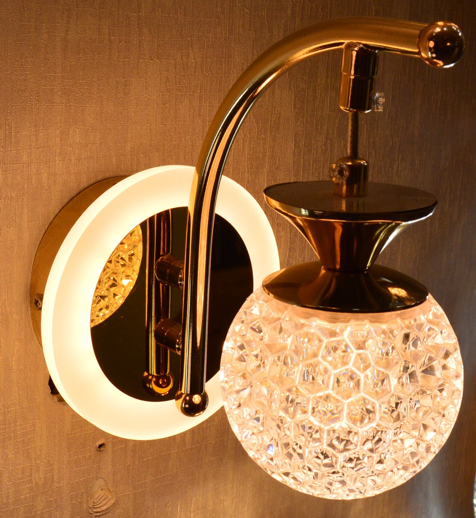 Luxury Crystal Wall Light – Gold Chrome Finish Decorative LED Wall Sconce