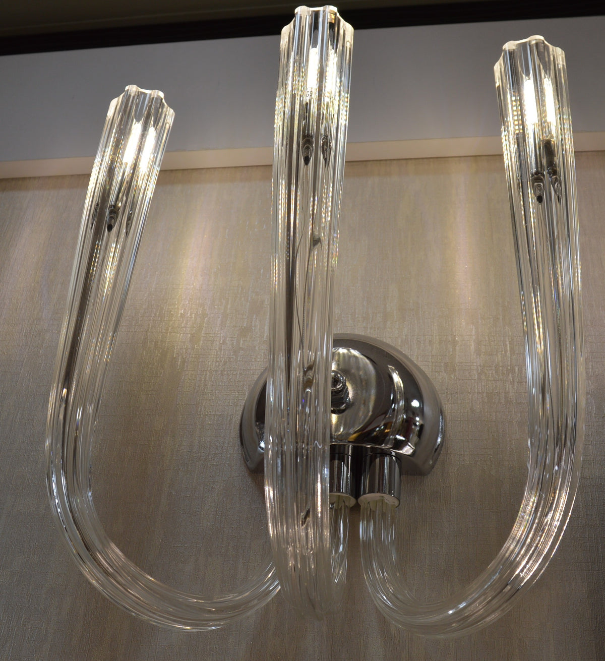 Luxury Crystal Wall Light – Triple Arm Modern Glass Wall Sconce