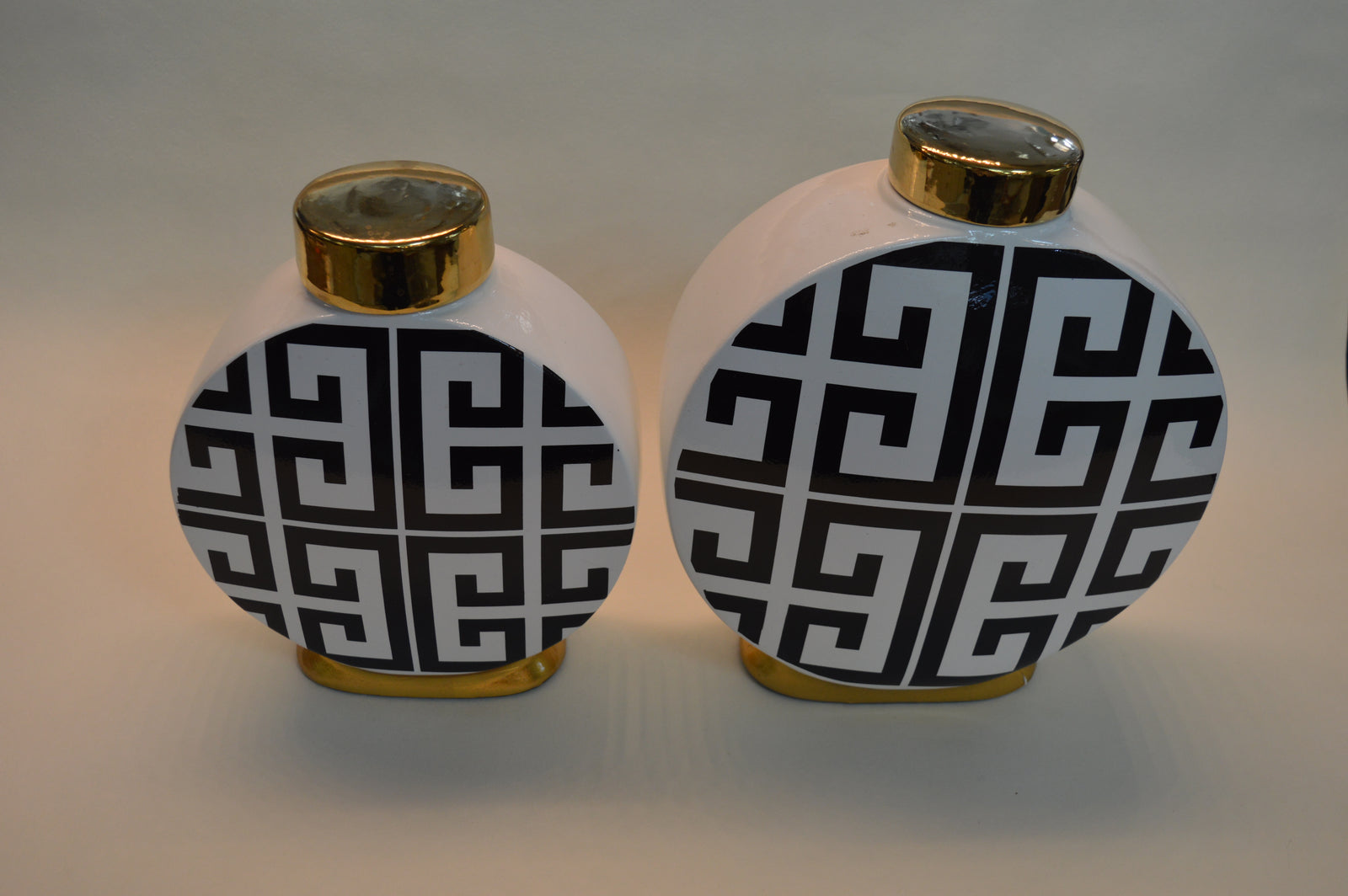 Ceramic Set of 3pcs Ginger/Candy Jars in Silver & Gold Colors