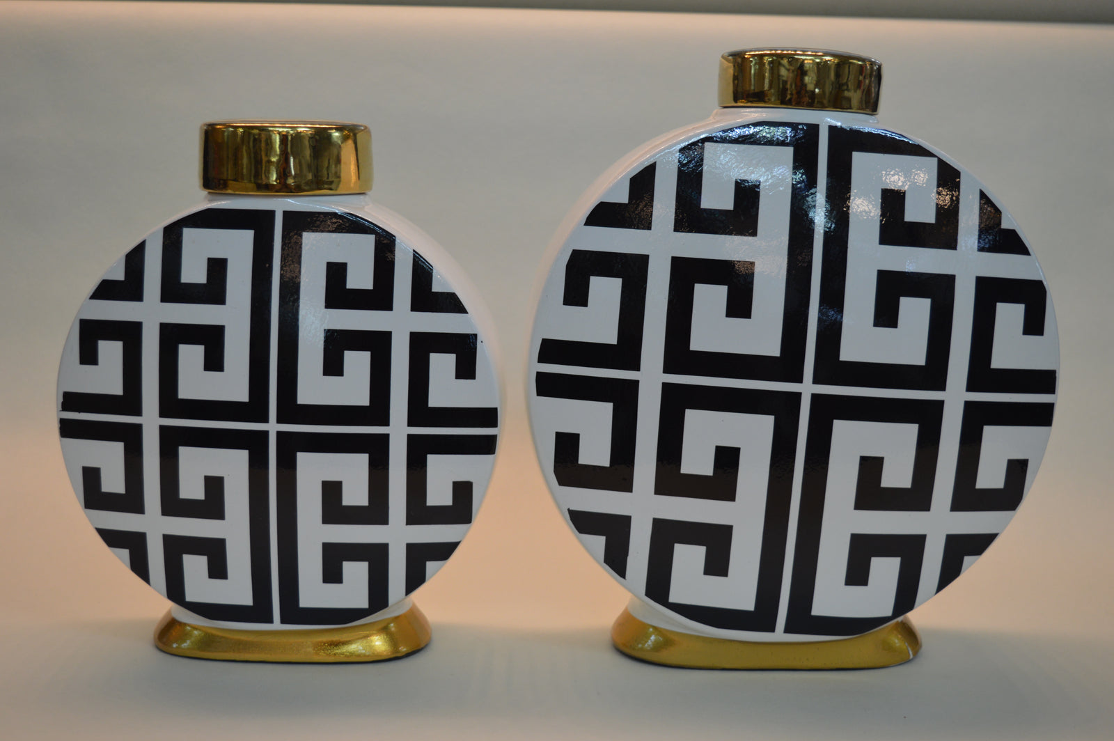 Ceramic Set of 3pcs Ginger/Candy Jars in Silver & Gold Colors