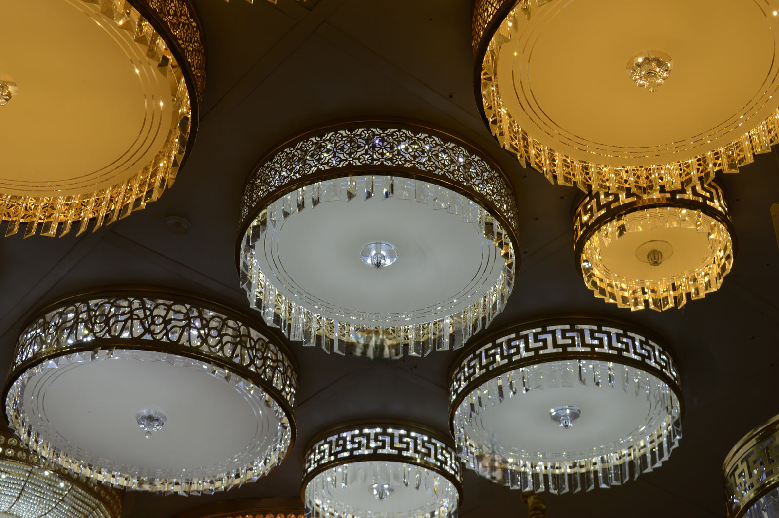 Modern Crystal Round Chandeliers with color changing features-C7049