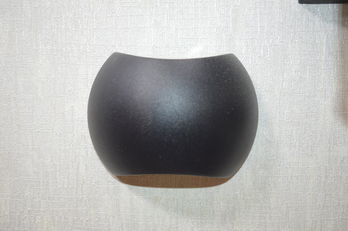 Modern Dual-Beam Up & Down Wall Light – Matte Edition