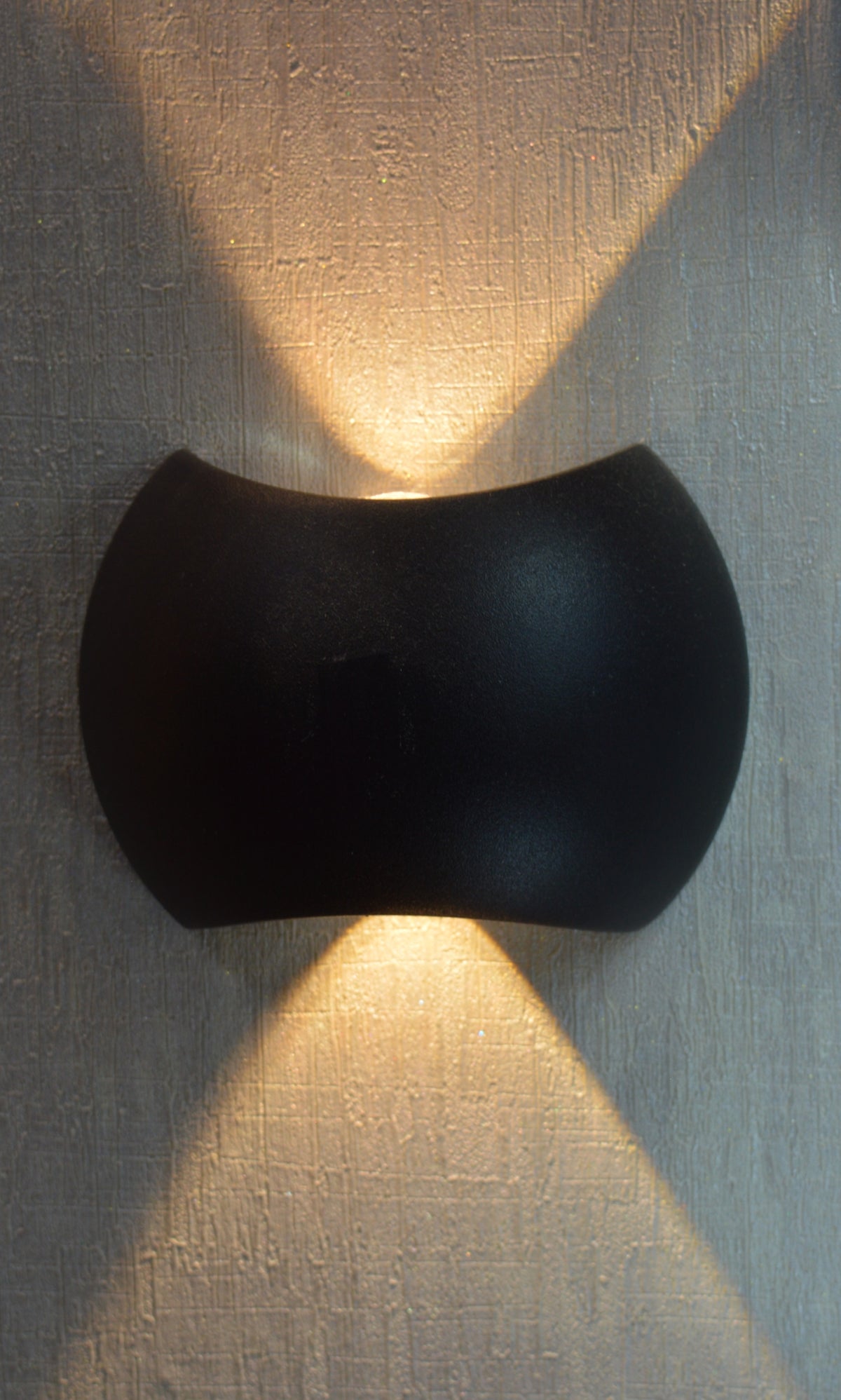 Modern Dual-Beam Up & Down Wall Light – Matte Edition