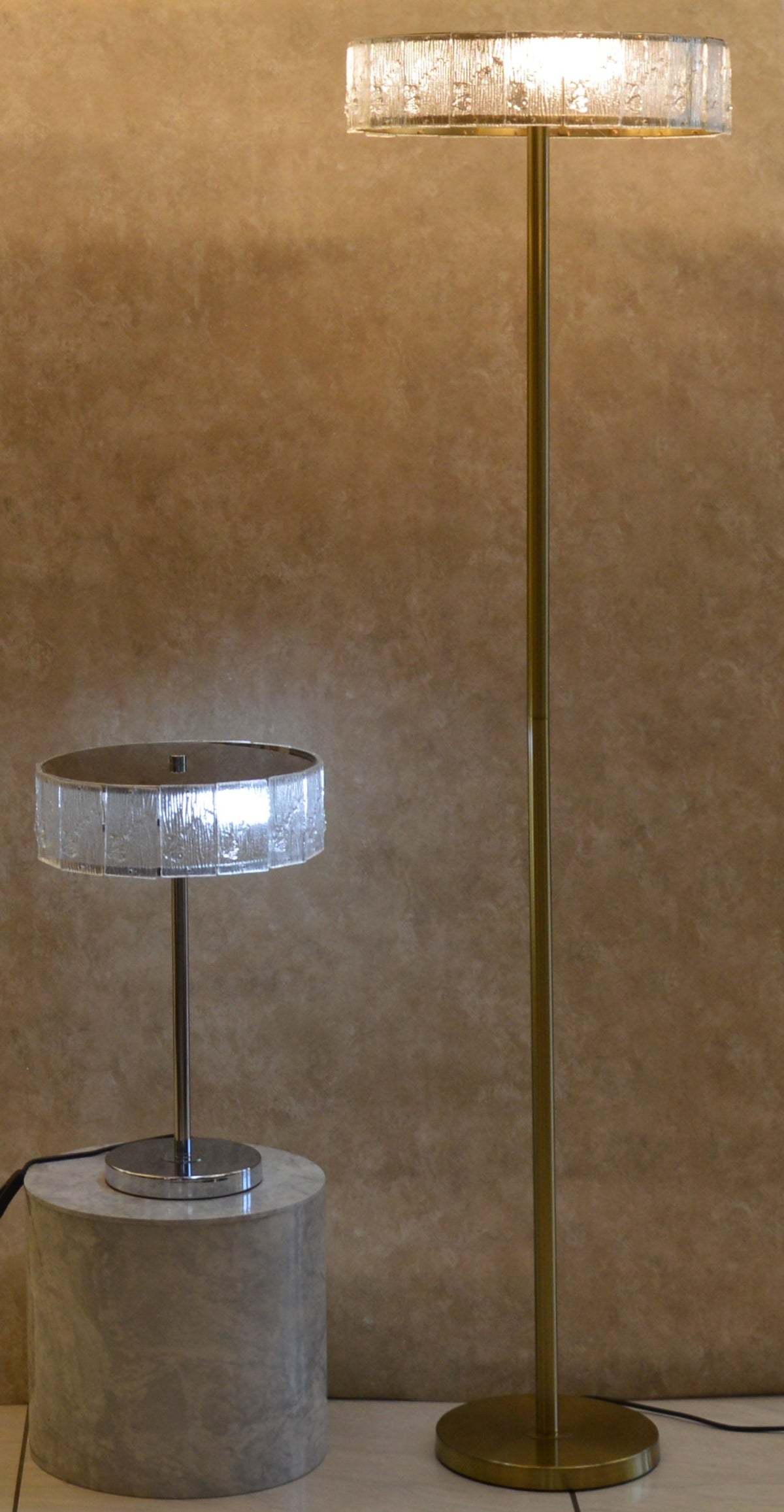 Vintage Murano Style Ice Glass Floor & Table Lamp Set Mid Century Modern