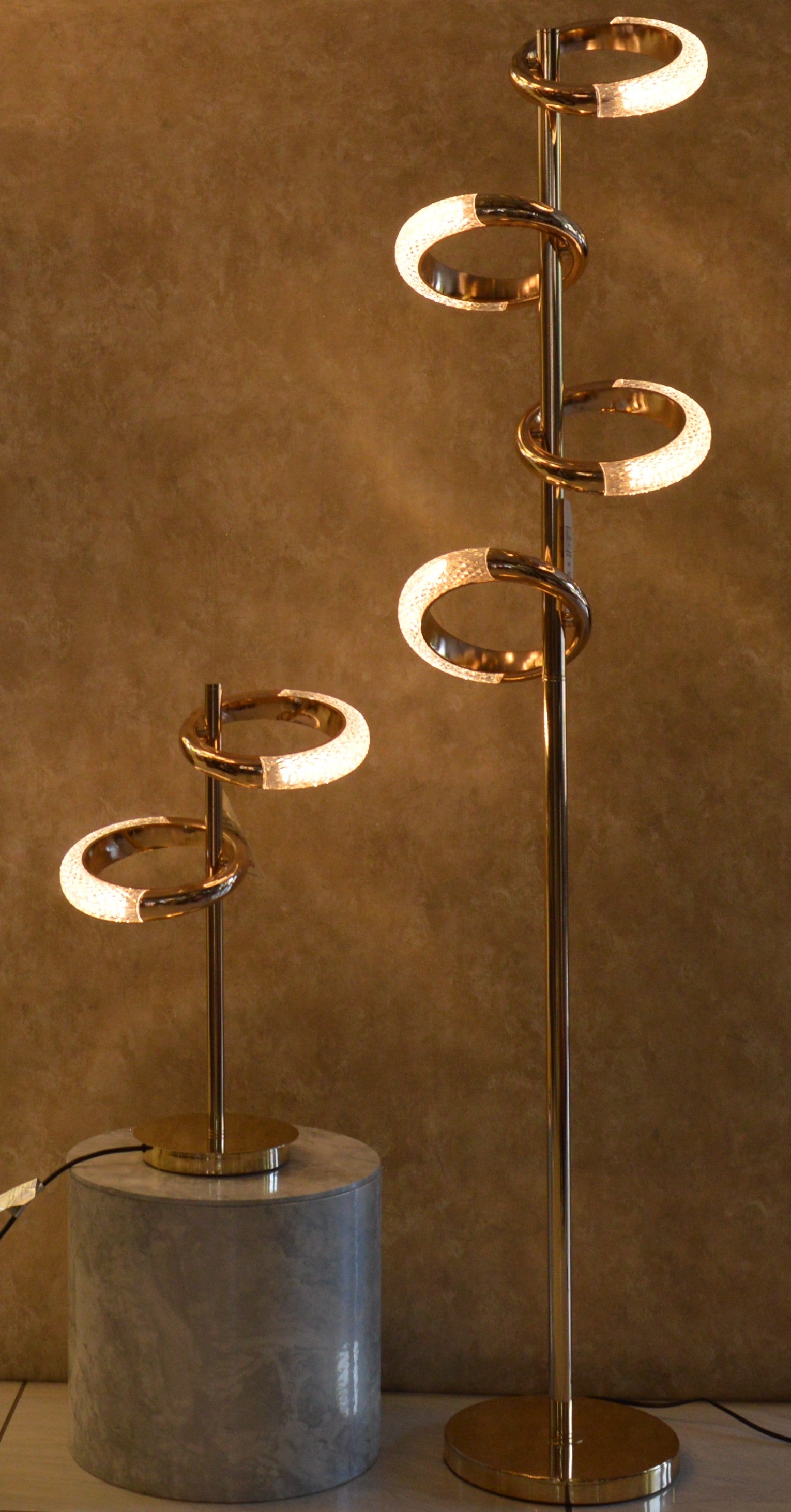 Modern Spiral Ring LED Floor Lamp & Table Lamp Set Gold Contemporary Light