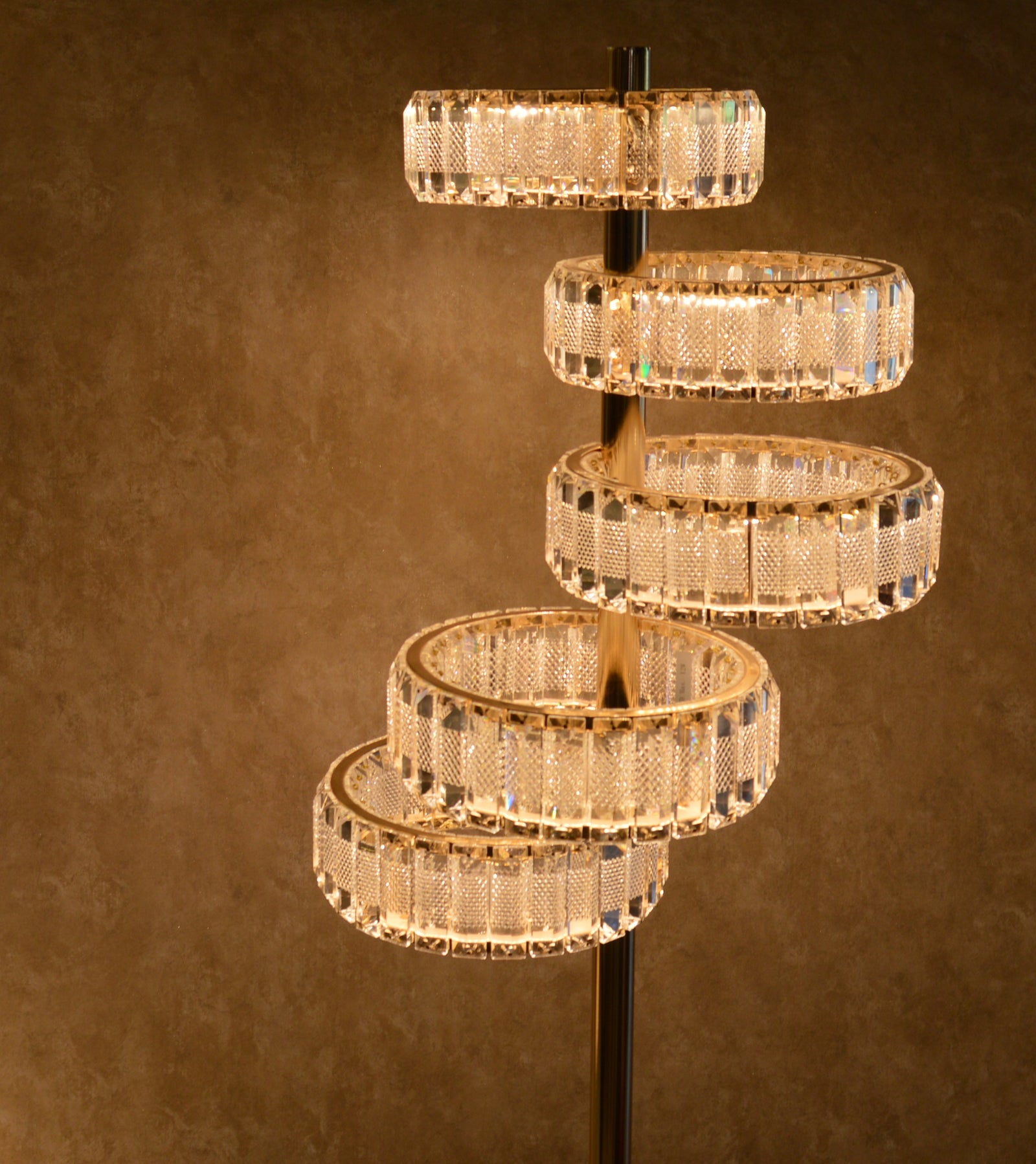 Classic Modern Crystal Halo LED Floor Lamp & Table Lamp Set Contemporary Gold