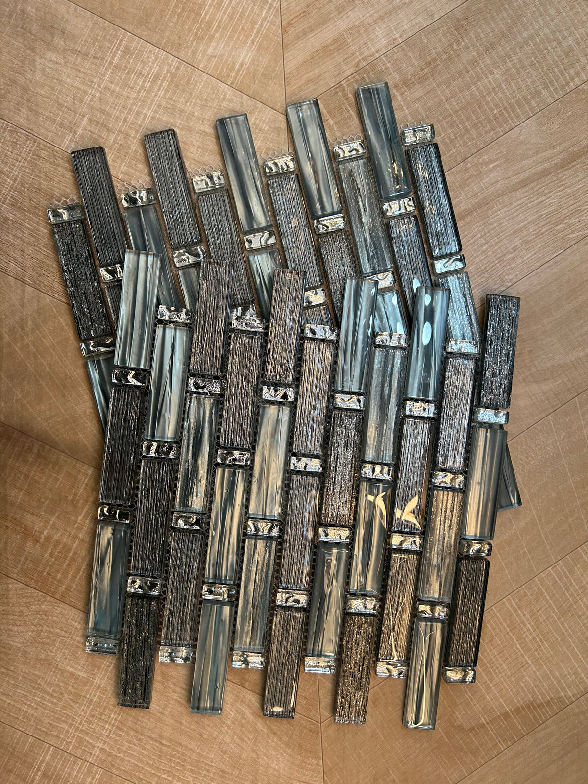 Ink Blue Glass Mosaic Tiles-300*300*8mm-11sheets-1m2-KRB17-01