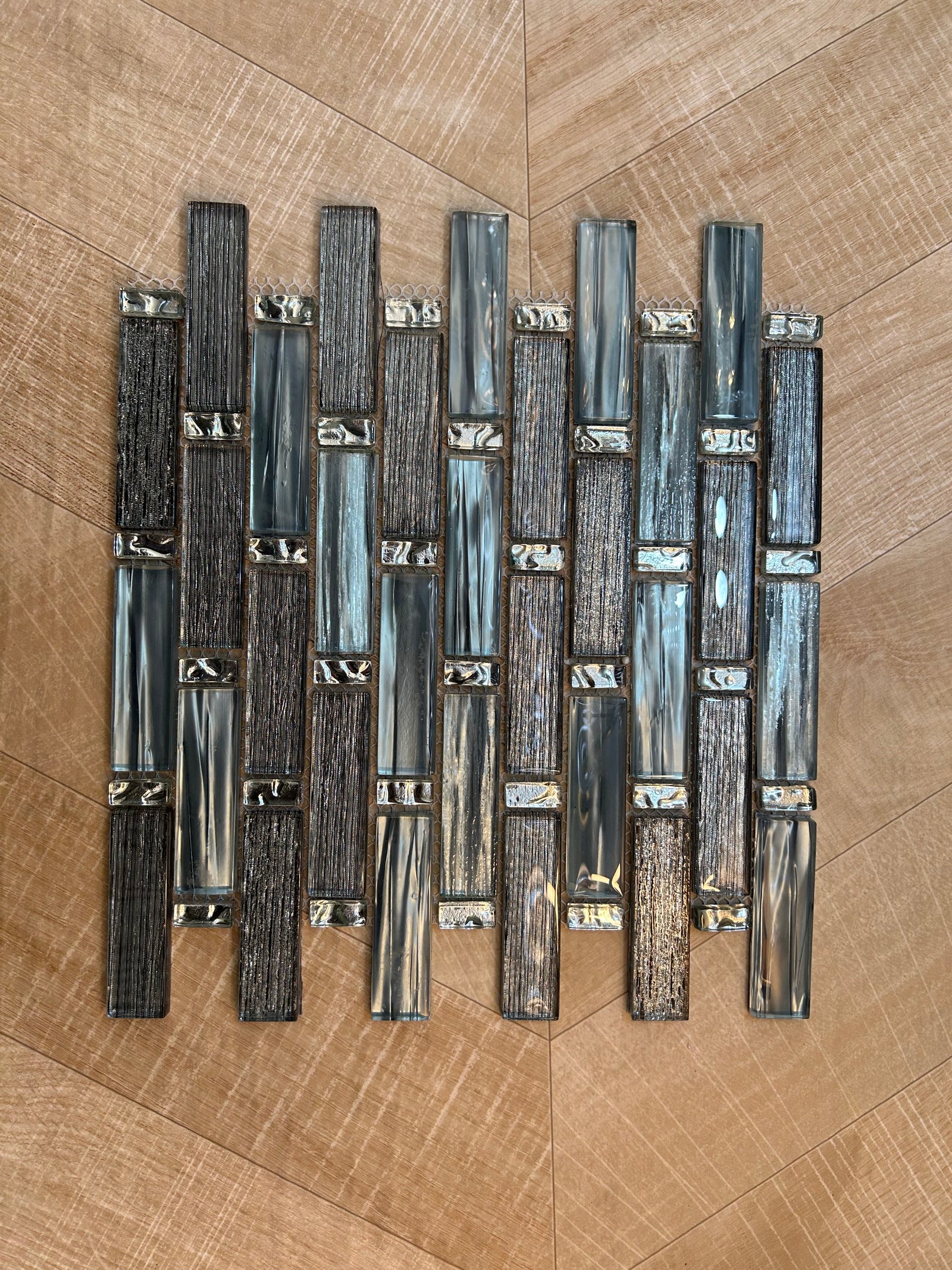 Ink Blue Glass Mosaic Tiles-300*300*8mm-11sheets-1m2-KRB17-01