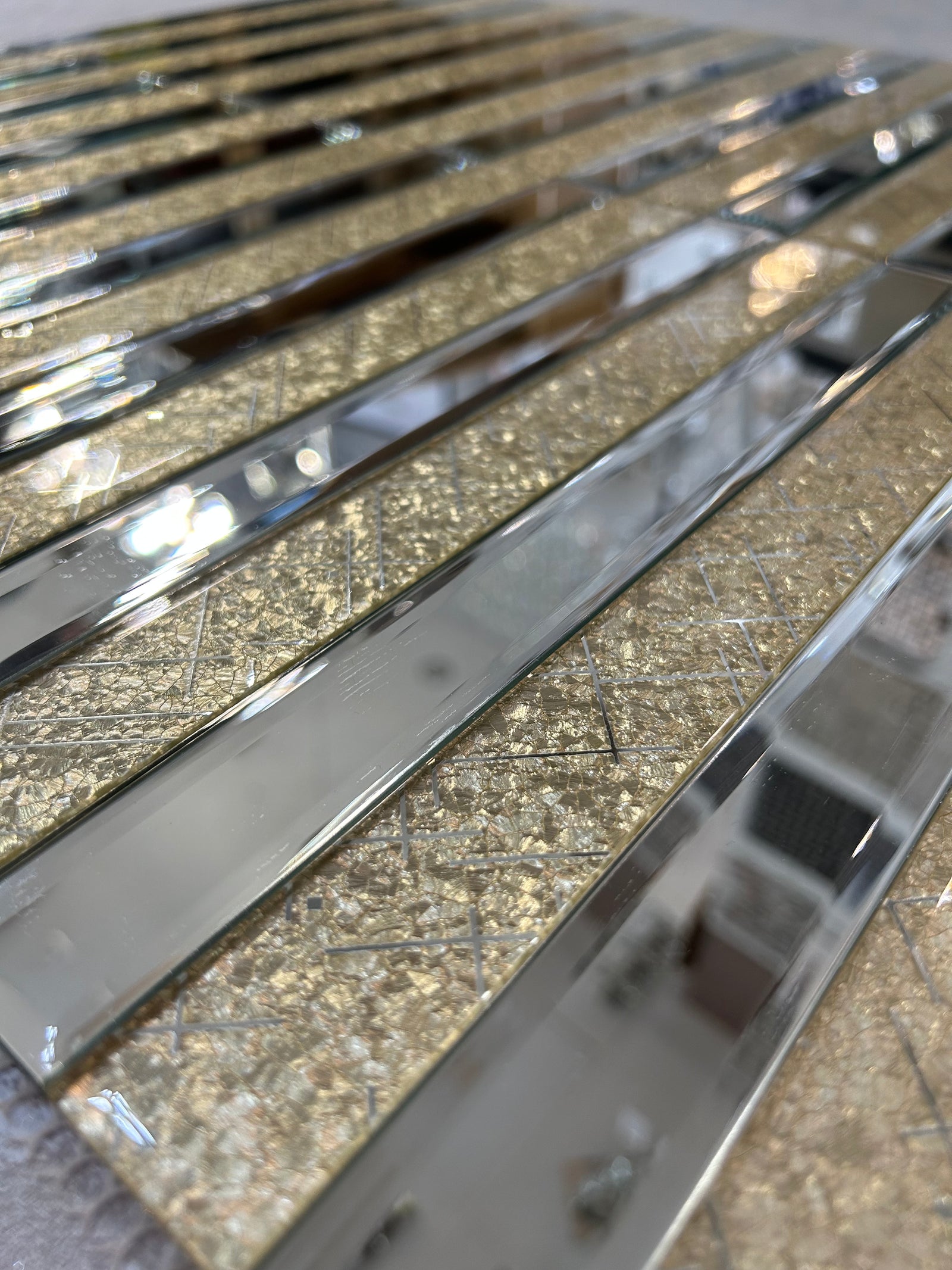 Gold Designed & Mirror Rectangle Glass Mosaic Tiles-300*300*8mm-11sheets-1m2-DZ3301