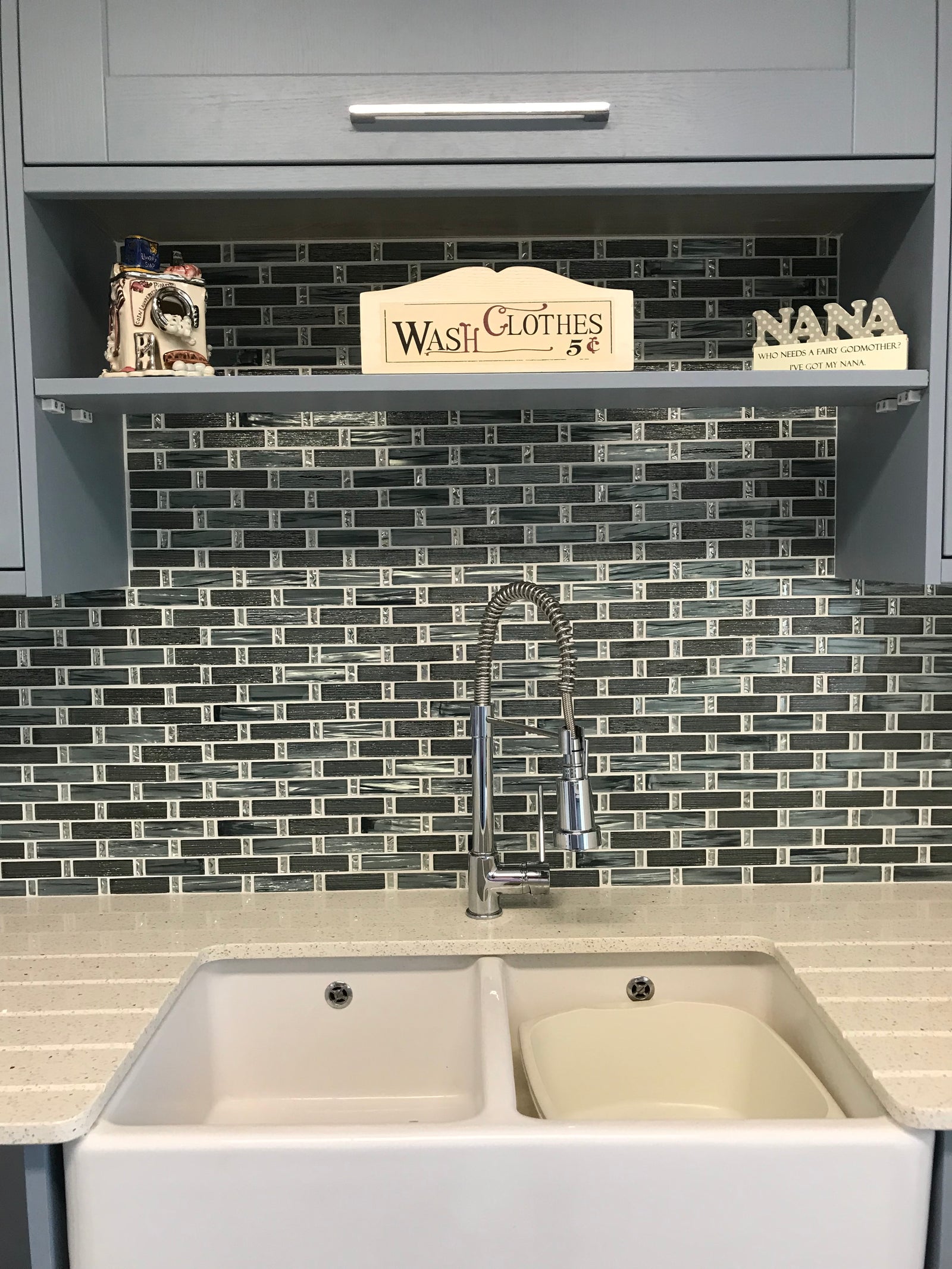 Ink Blue Glass Mosaic Tiles-300*300*8mm-11sheets-1m2-KRB17-01