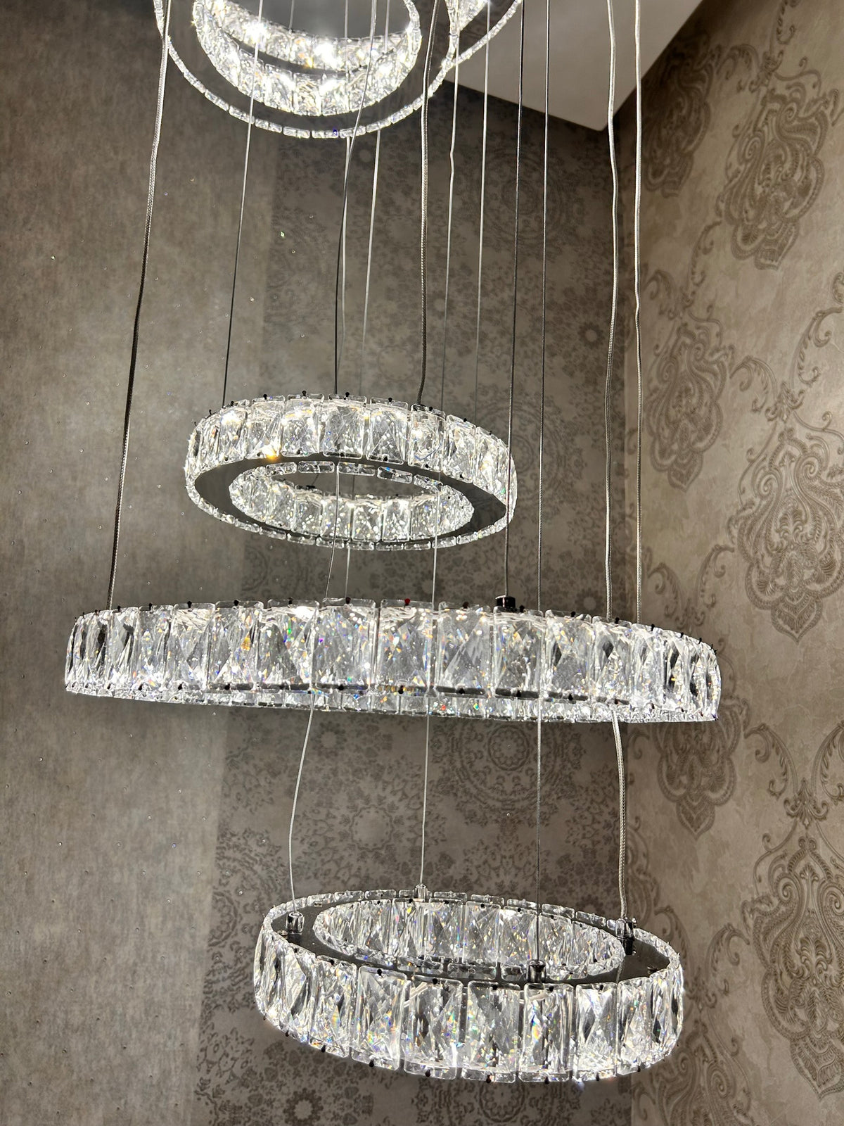 Luxury Crystal LED Multi-Ring Chandelier Ceiling Light – Modern Spiral Pendant, Dimmable, Chrome Finish, Designer Statement Lighting