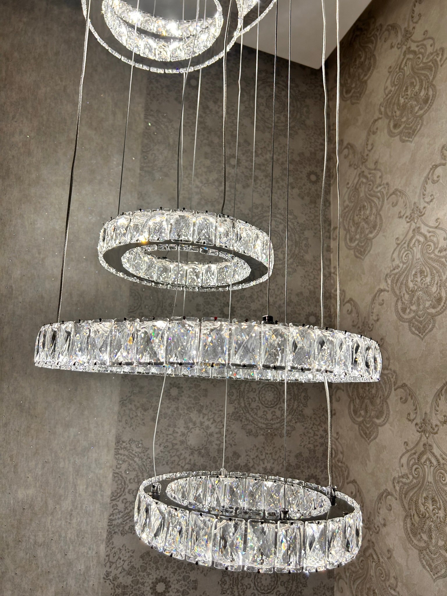 Luxury Crystal LED Multi-Ring Chandelier Ceiling Light – Modern Spiral Pendant, Dimmable, Chrome Finish, Designer Statement Lighting