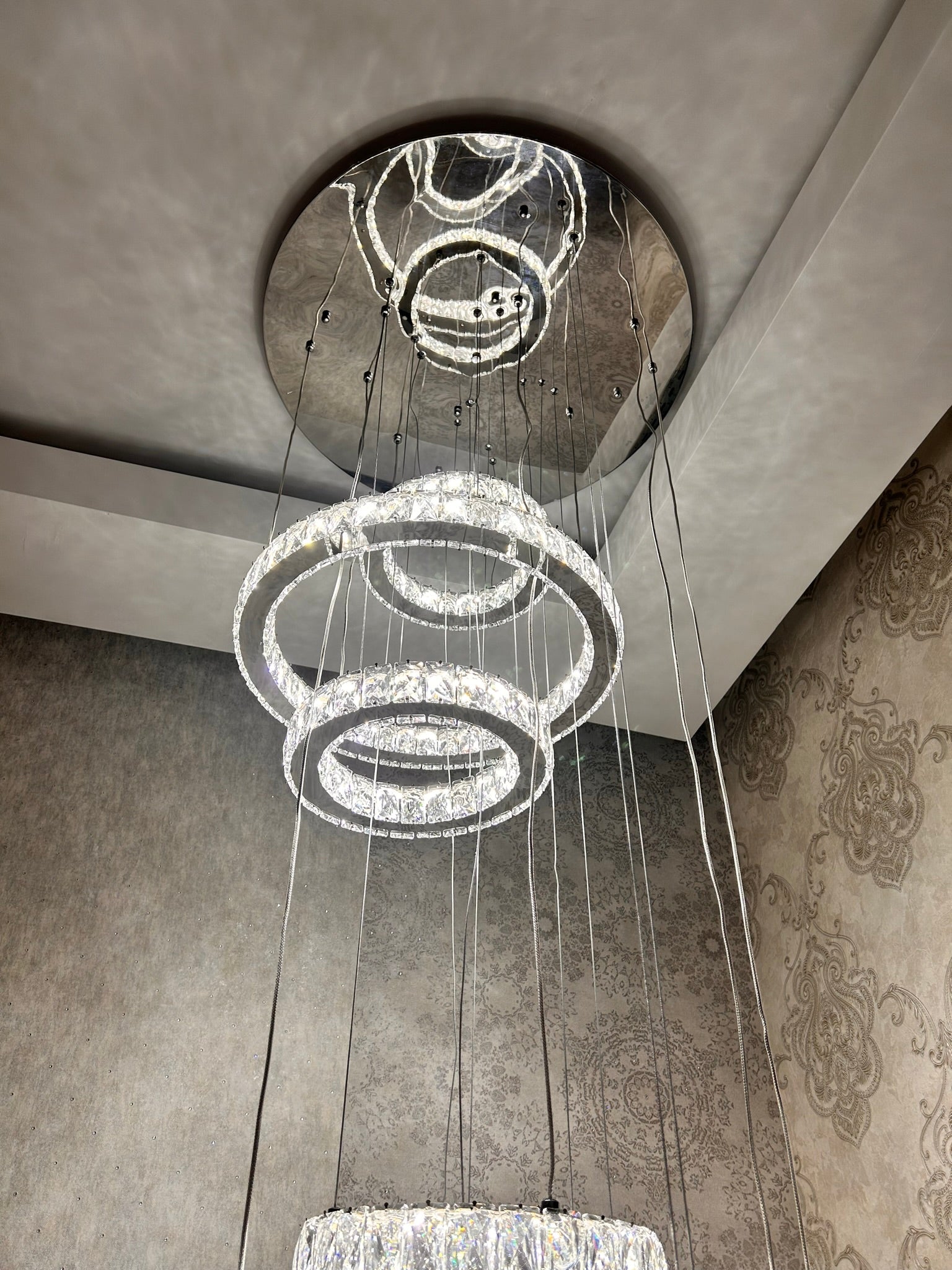 Luxury Crystal LED Multi-Ring Chandelier Ceiling Light – Modern Spiral Pendant, Dimmable, Chrome Finish, Designer Statement Lighting