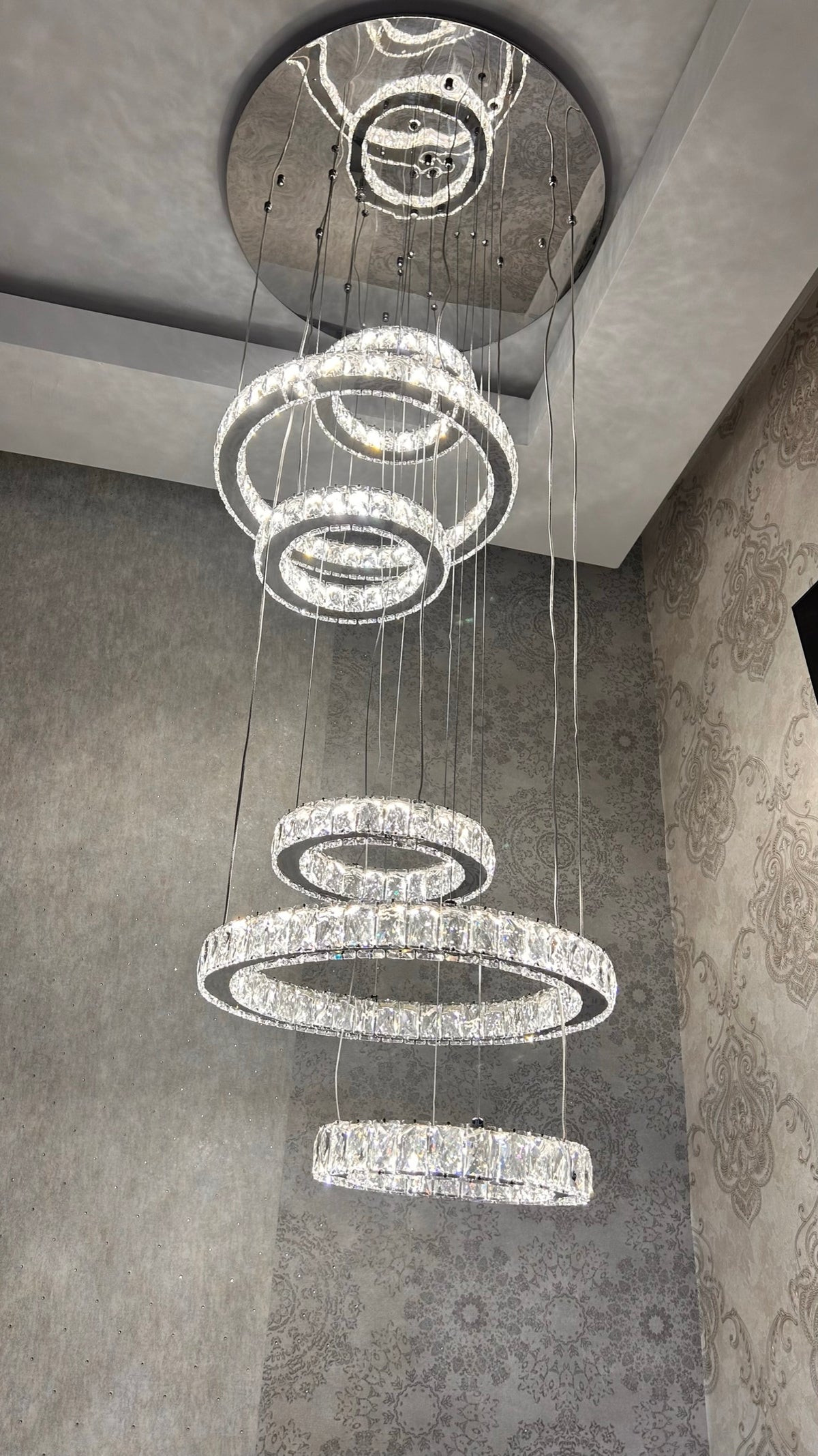 Luxury Crystal LED Multi-Ring Chandelier Ceiling Light – Modern Spiral Pendant, Dimmable, Chrome Finish, Designer Statement Lighting