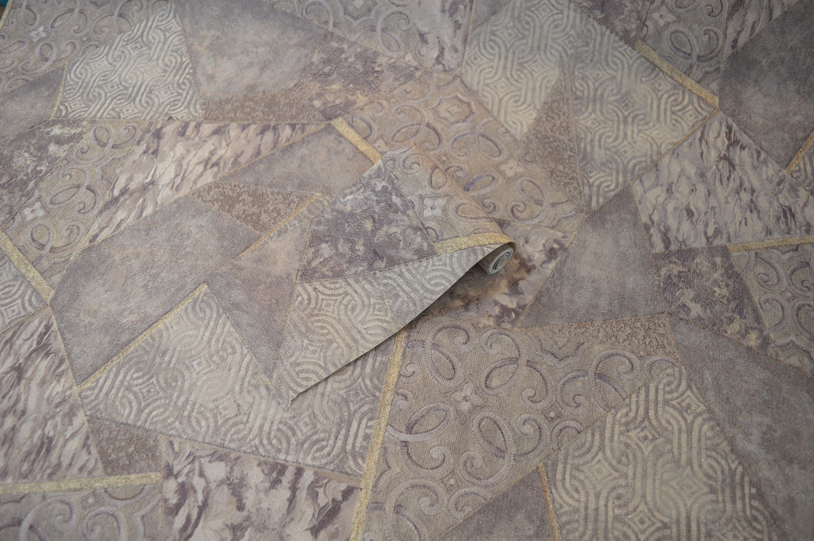 Kingston Modern Geometric Pattern Double width Wallpapers in 3 different colours-15mtr Length and 1mtr Width-VA15204, 05 & 08