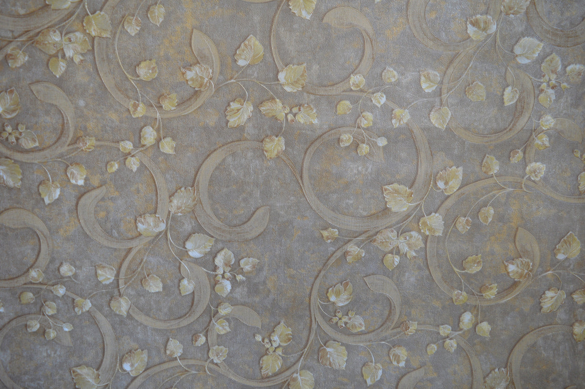 Golden leaves beigescale wallpaper