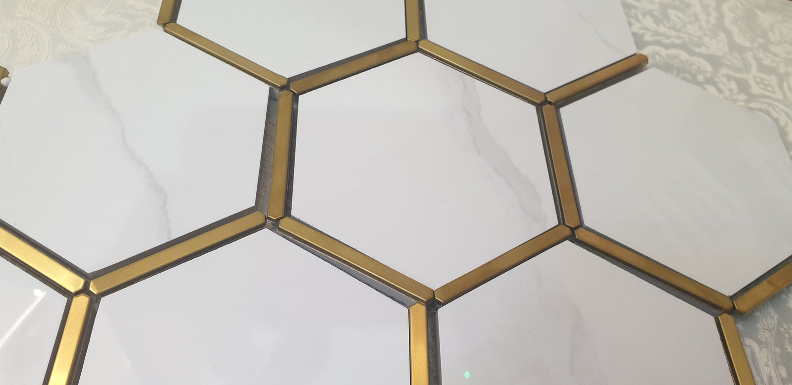 Hexagonal Silver and White Elegant Porcelain Mosaic Tiles-220*380*8mm-11sheets-1m2