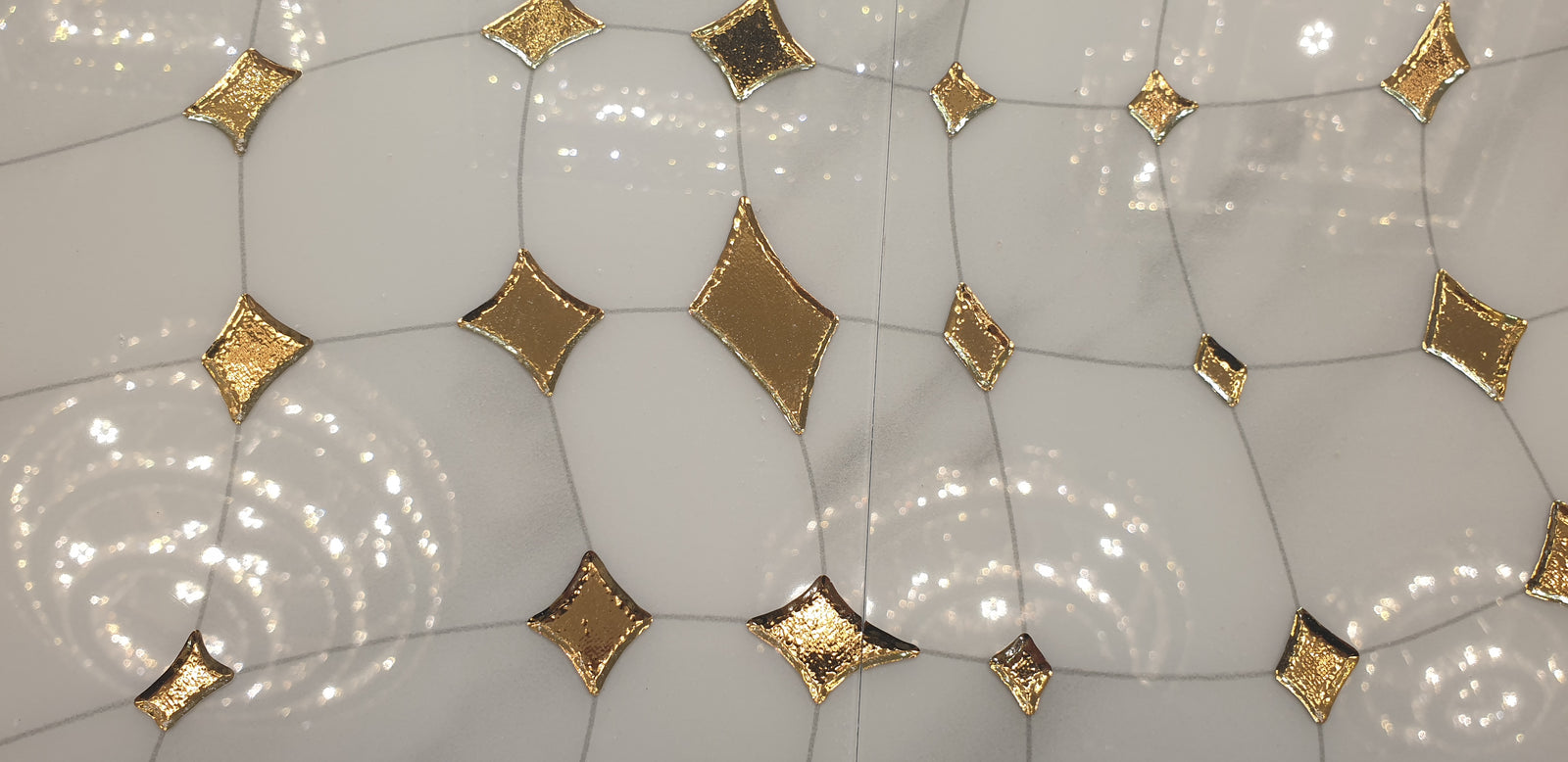 Gold & White Porcelain Decor Tile-300*600*8mm-8sheets-1m2-WJ723 & WJ724