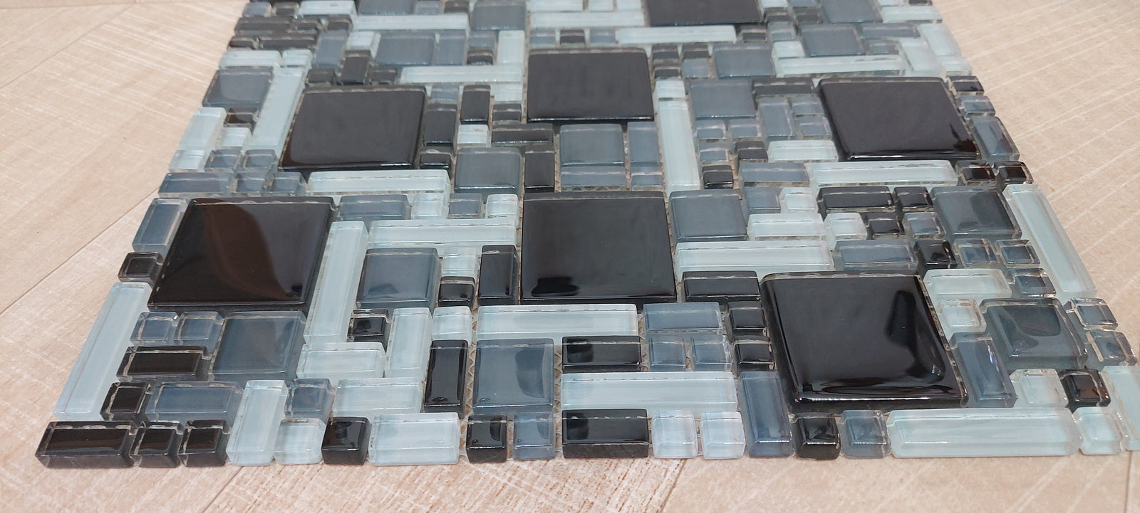 Black, Grey & Light Olive Green Geometric Glass Mosaic Tile-300*300*8mm-11sheets-1m2-Code: 8WYG-06_1