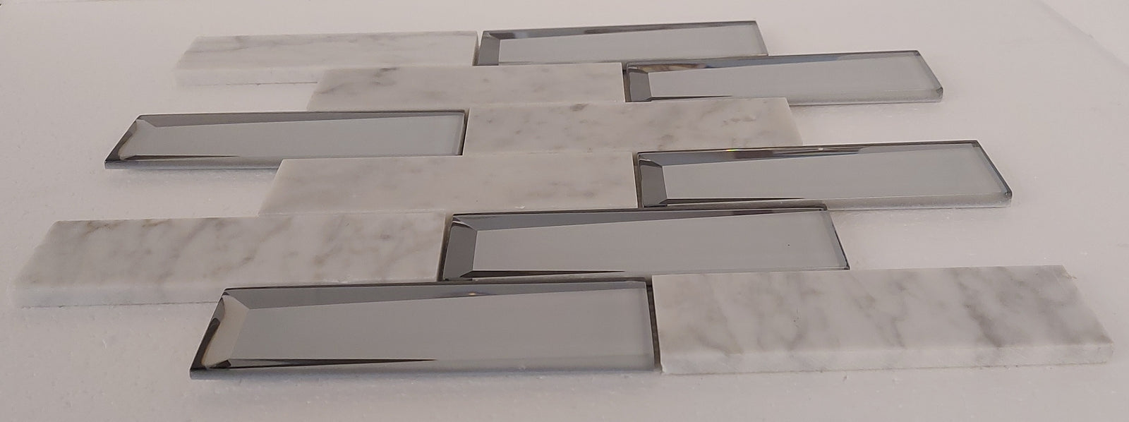Grey Marble and Mirror Glass elegant and modern mosaic tiles-300*300*8mm-11sheets-1m2-3DMROCAR01