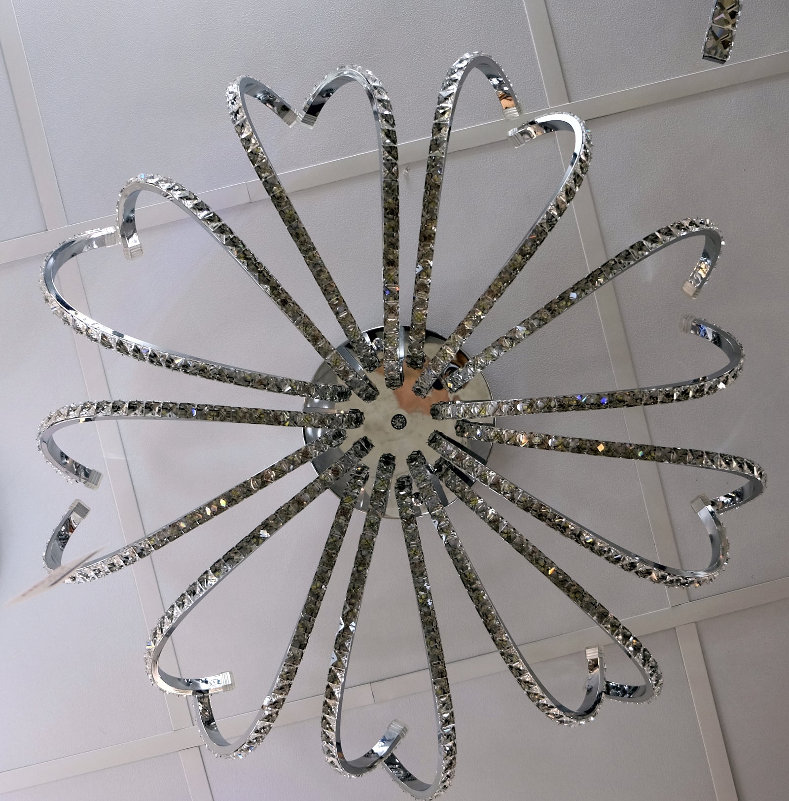 Flower thin metallic frame crystallic LED incorporated light [A100420-18]
