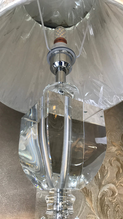 Cup crystallic lamp with heavy metallic base [A336G | A336S]