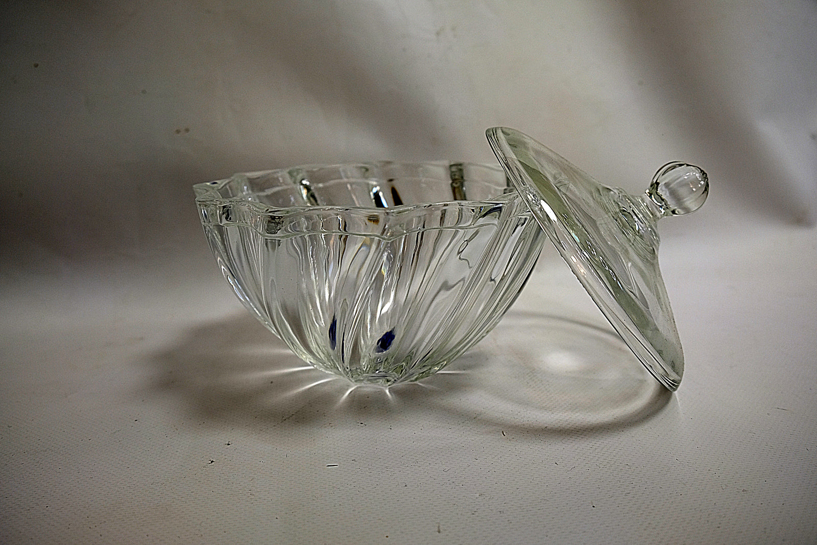 Golden Crystal Glass Bowl / Fruit Plate