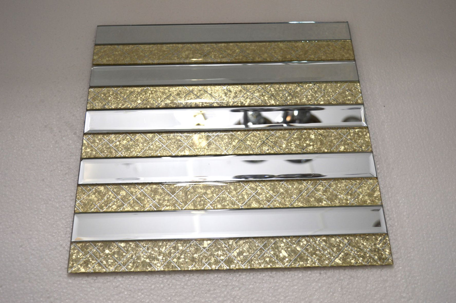 Gold Designed & Mirror Rectangle Glass Mosaic Tiles-300*300*8mm-11sheets-1m2-DZ3301