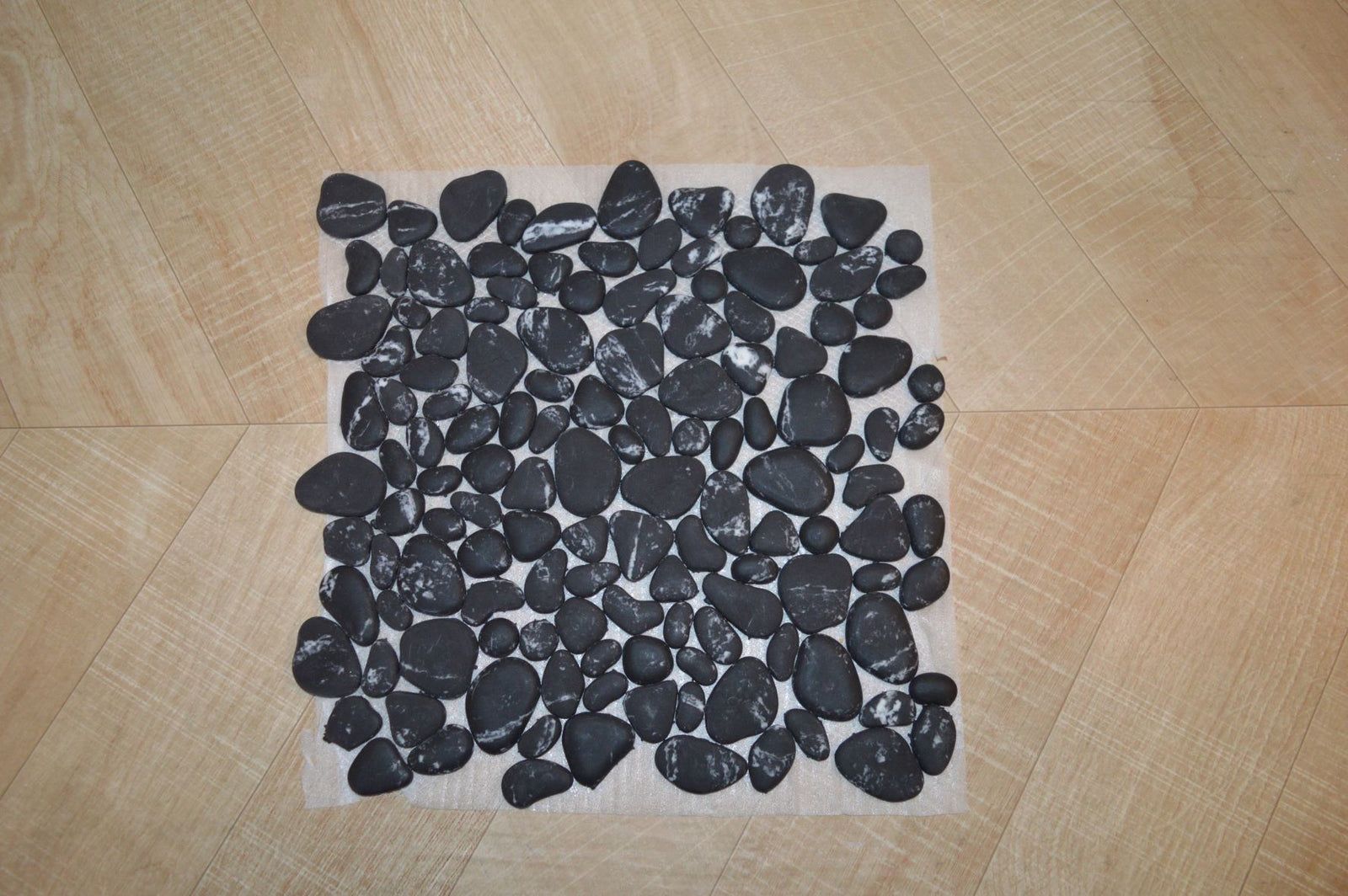 Black & White Stones Pebbles Mosaic Tiles-305*305*6mm-11sheets-1m2-DXMQ6