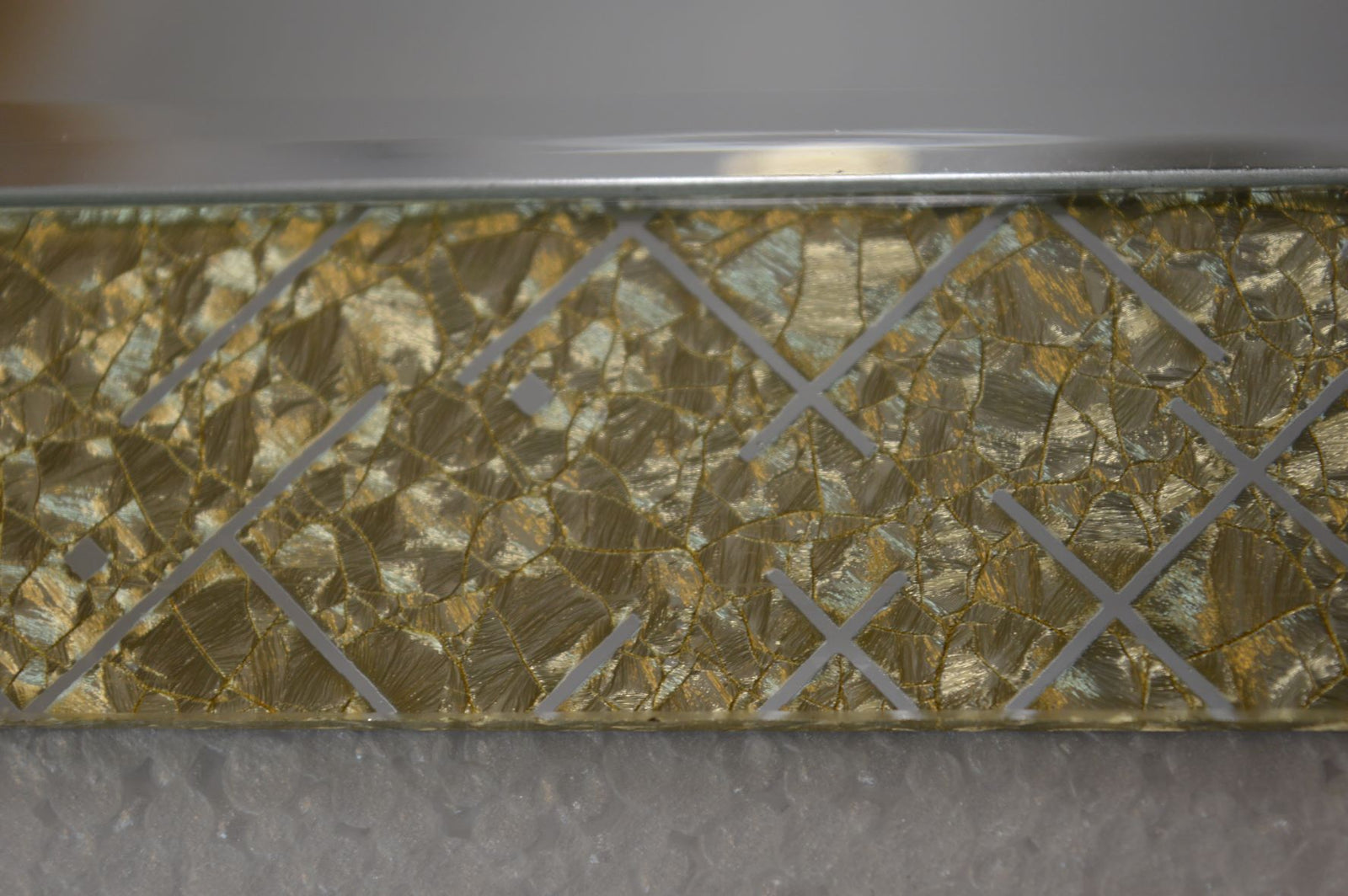 Gold Designed & Mirror Rectangle Glass Mosaic Tiles-300*300*8mm-11sheets-1m2-DZ3301