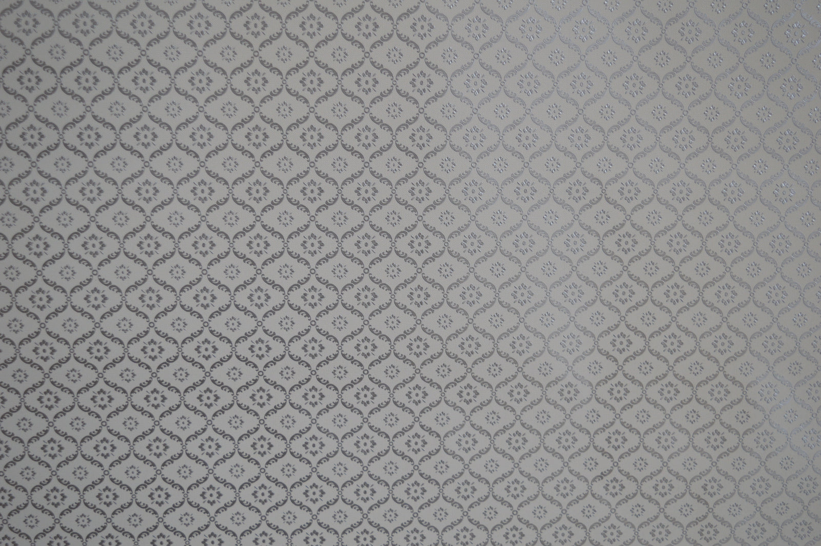 White & Silver Victoria Sawoy Wallpapers - DK.17175-5