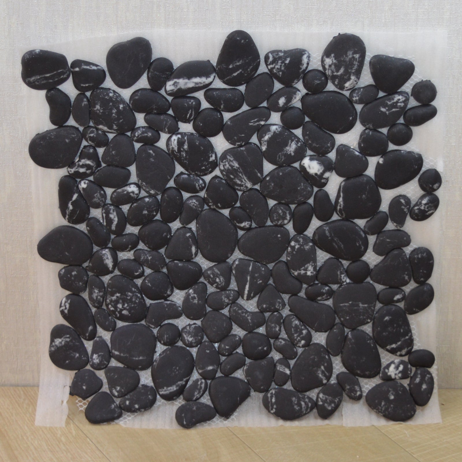 White Stone Pebbles Mosaics-300*300*8mm-11sheets-1m2-DXMQ2