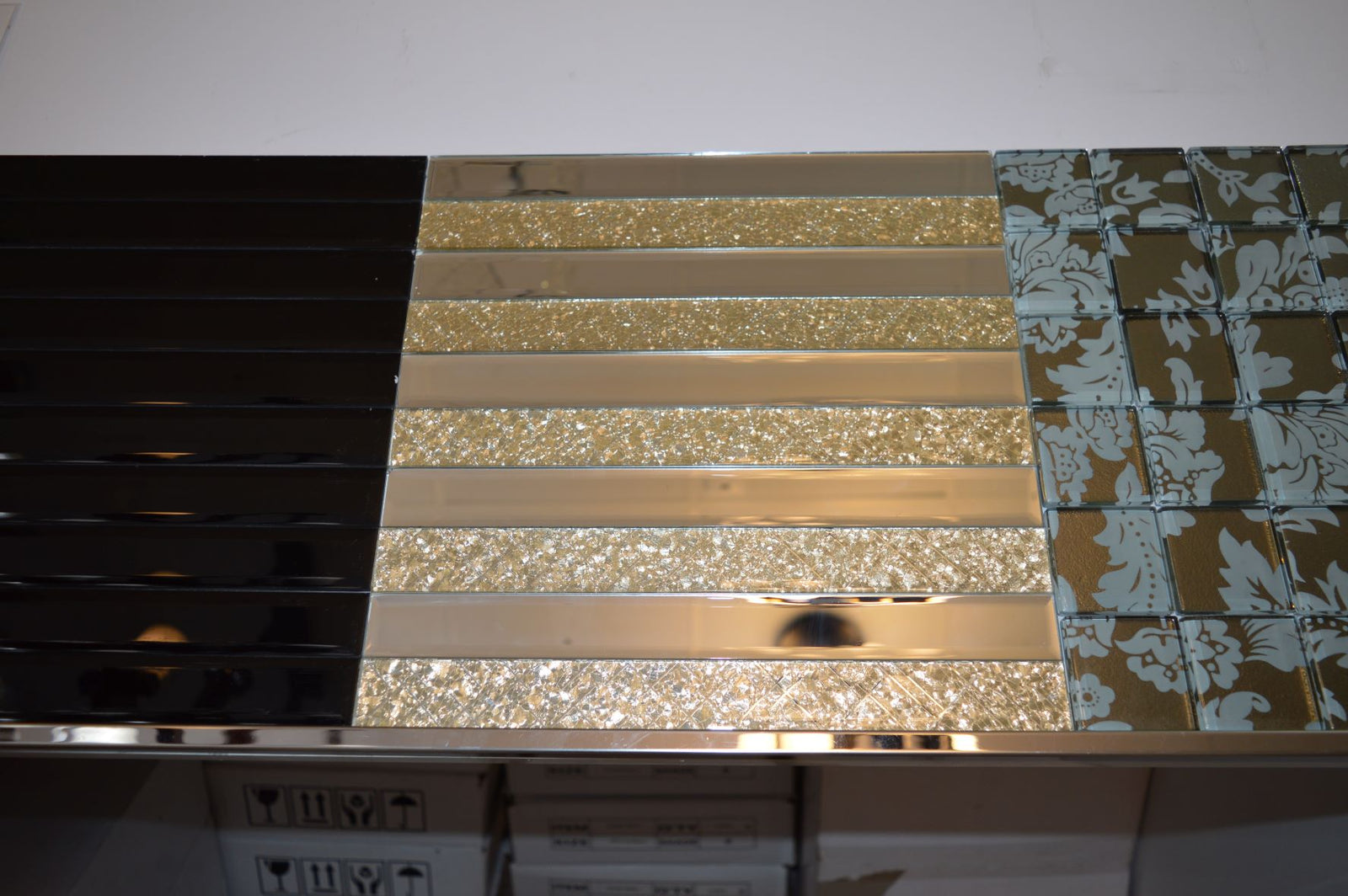 Gold Designed & Mirror Rectangle Glass Mosaic Tiles-300*300*8mm-11sheets-1m2-DZ3301