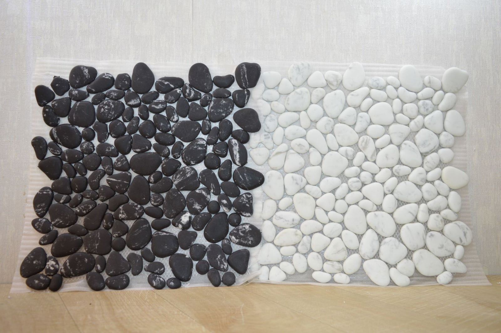 Black & White Stones Pebbles Mosaic Tiles-305*305*6mm-11sheets-1m2-DXMQ6