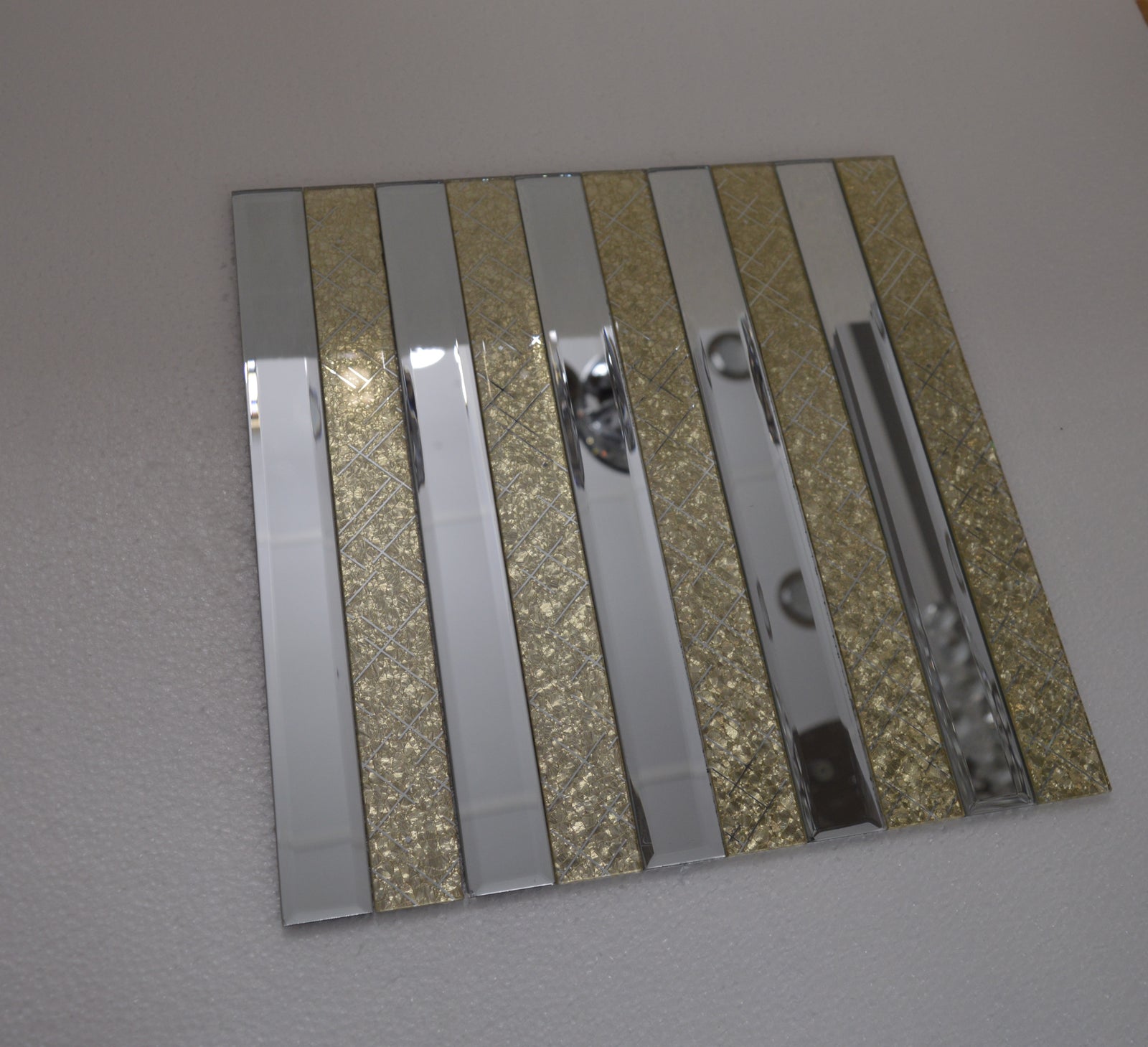 Gold Designed & Mirror Rectangle Glass Mosaic Tiles-300*300*8mm-11sheets-1m2-DZ3301