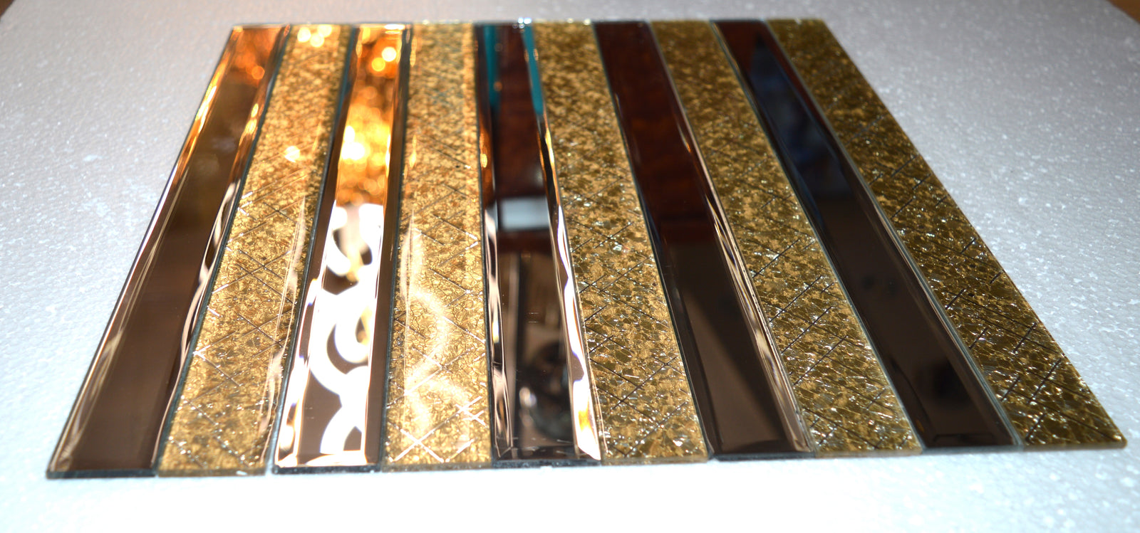 Gold Designed & Mirror Rectangle Glass Mosaic Tiles-300*300*8mm-11sheets-1m2-DZ3301