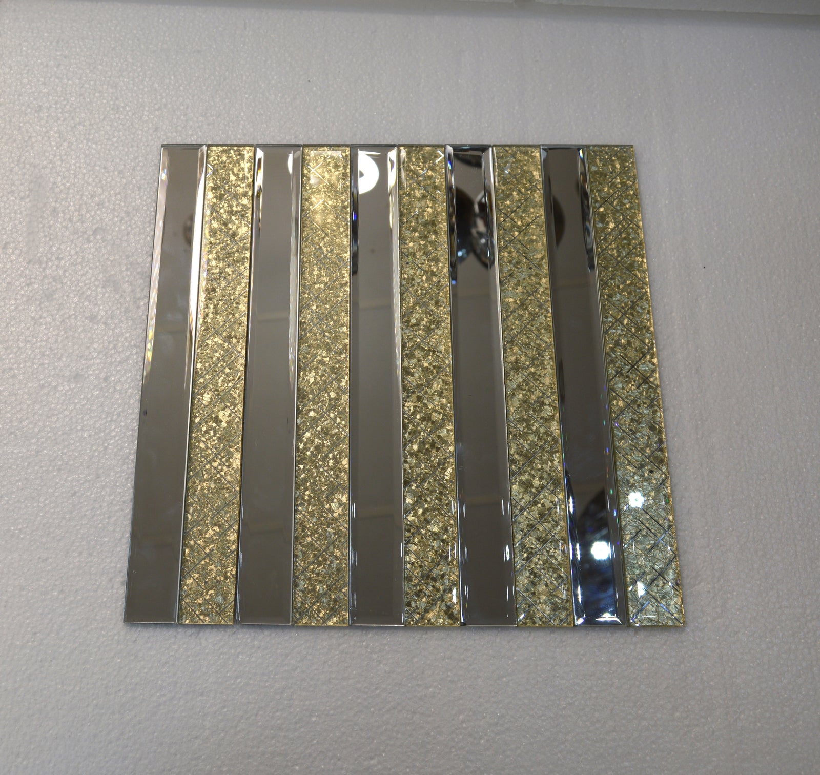 Gold Designed & Mirror Rectangle Glass Mosaic Tiles-300*300*8mm-11sheets-1m2-DZ3301